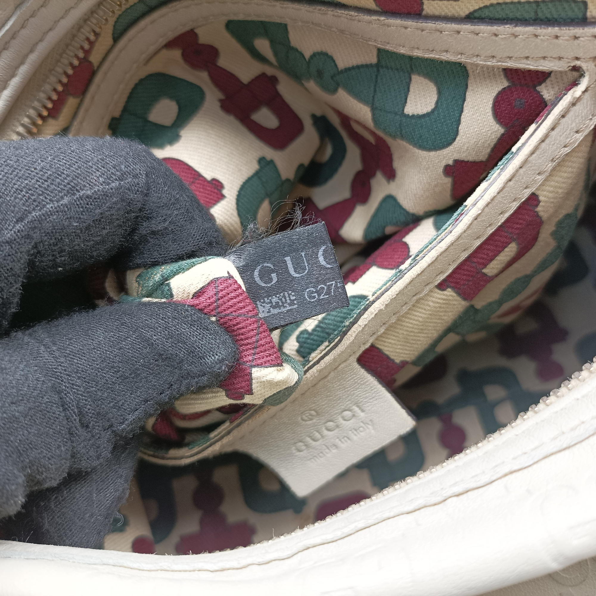 Pre-owned Gucci GG plus Spring Joy GG Supreme White Leather 193603 handbag | stylenewstar