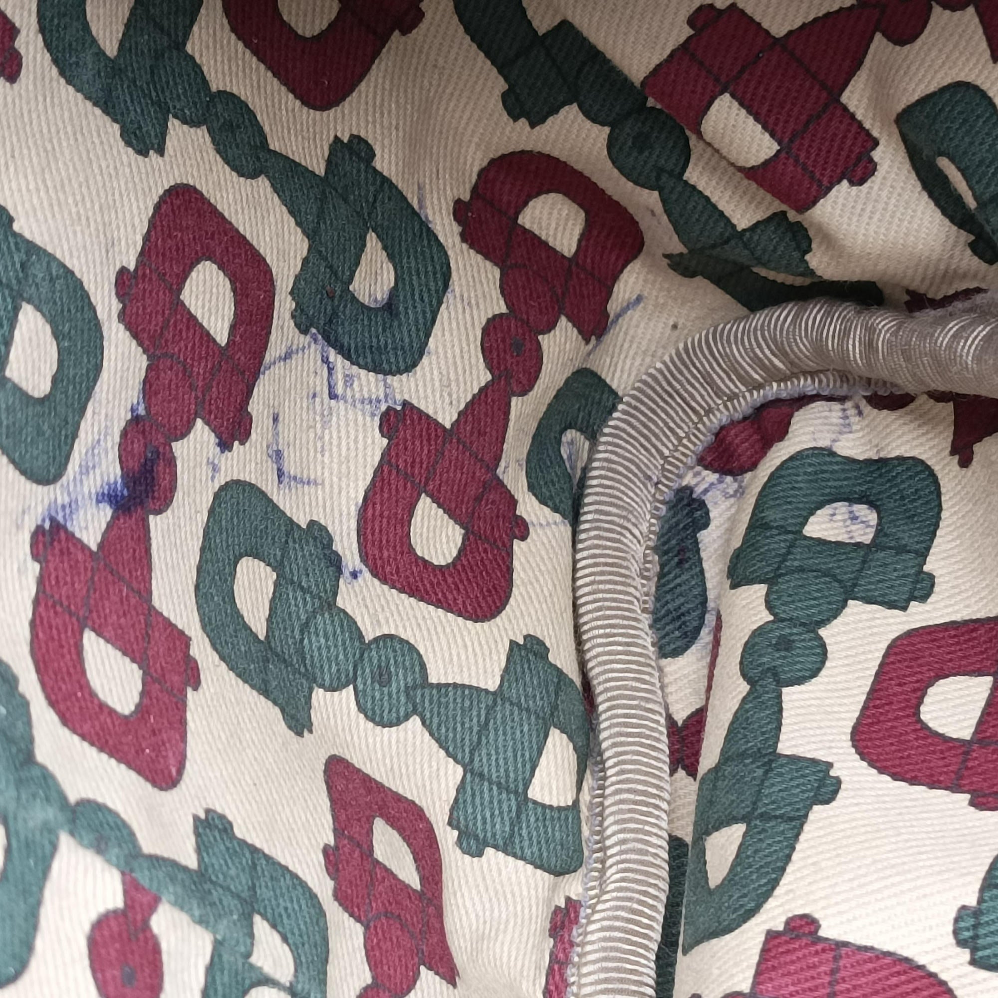 Pre-owned Gucci GG plus Spring Joy GG Supreme White Leather 193603 handbag | stylenewstar