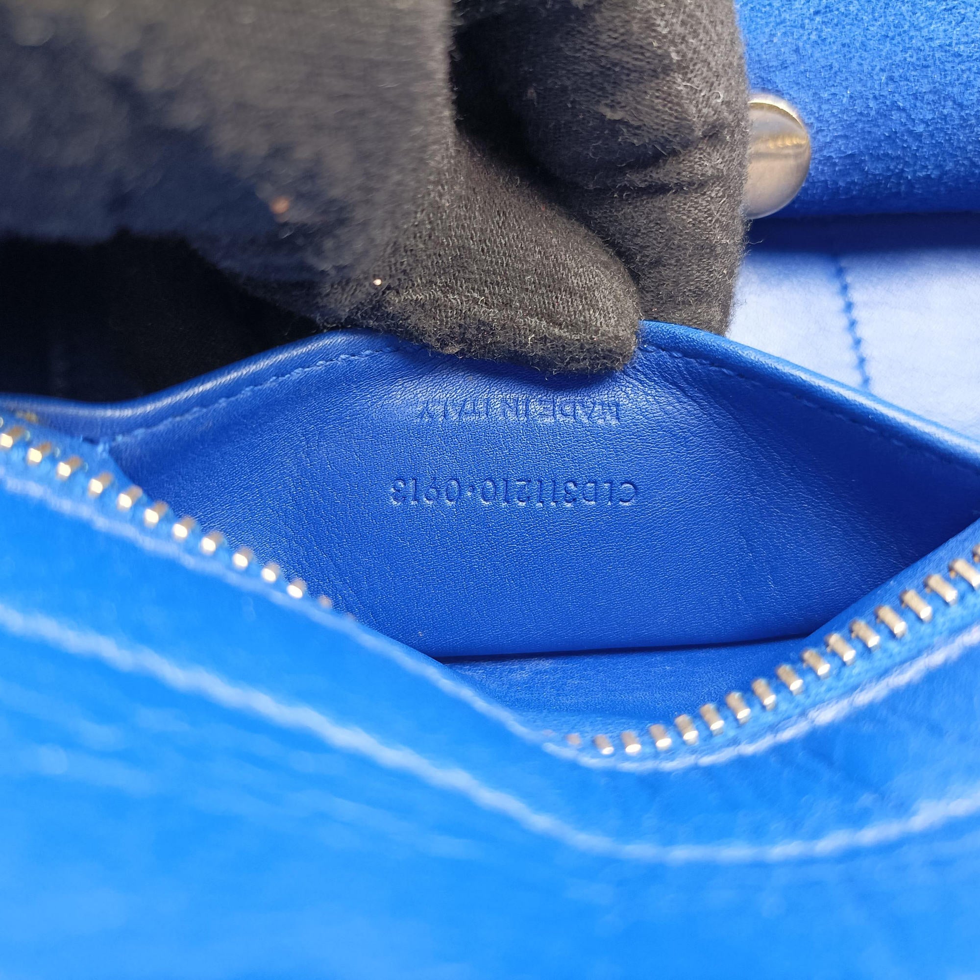 Pre-owned Yves Saint Laurent Y Ligne Petit Cabas Blue Leather 311210 shoulderbag | stylenewstar