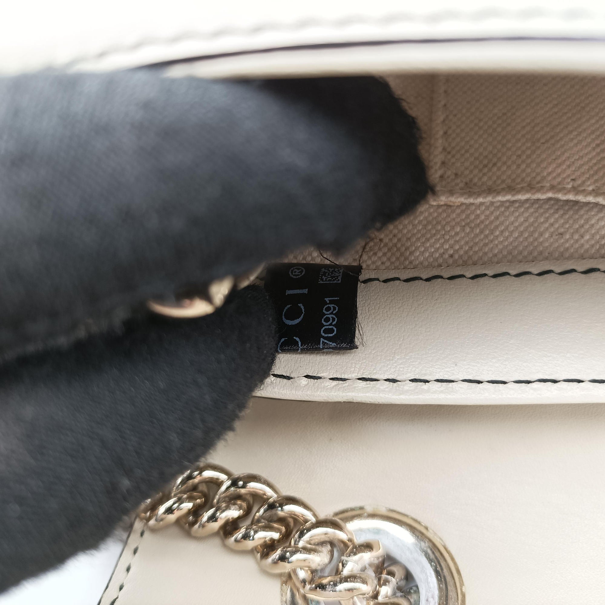 Pre-owned Gucci Emily white x beige canvas×leather 295402 shoulderbag | stylenewstar