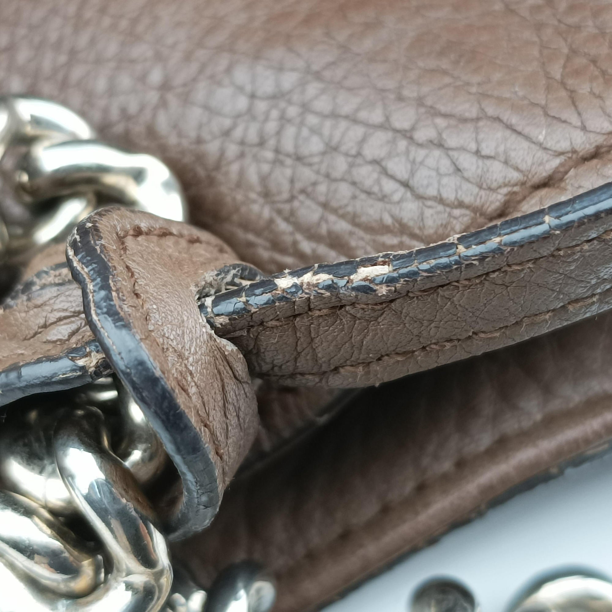 Pre-owned Gucci Soho Brown leather 308982 shoulderbag | stylenewstar