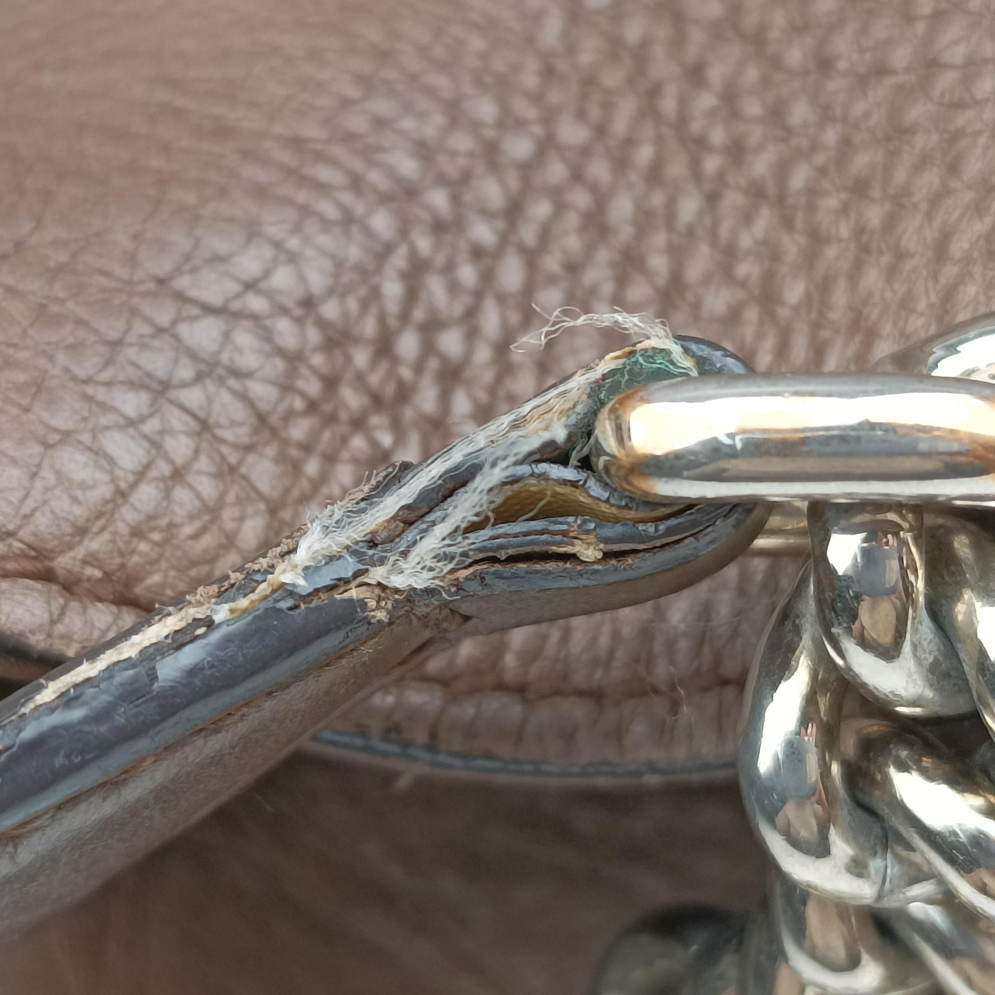 Pre-owned Gucci Soho Brown leather 308982 shoulderbag | stylenewstar