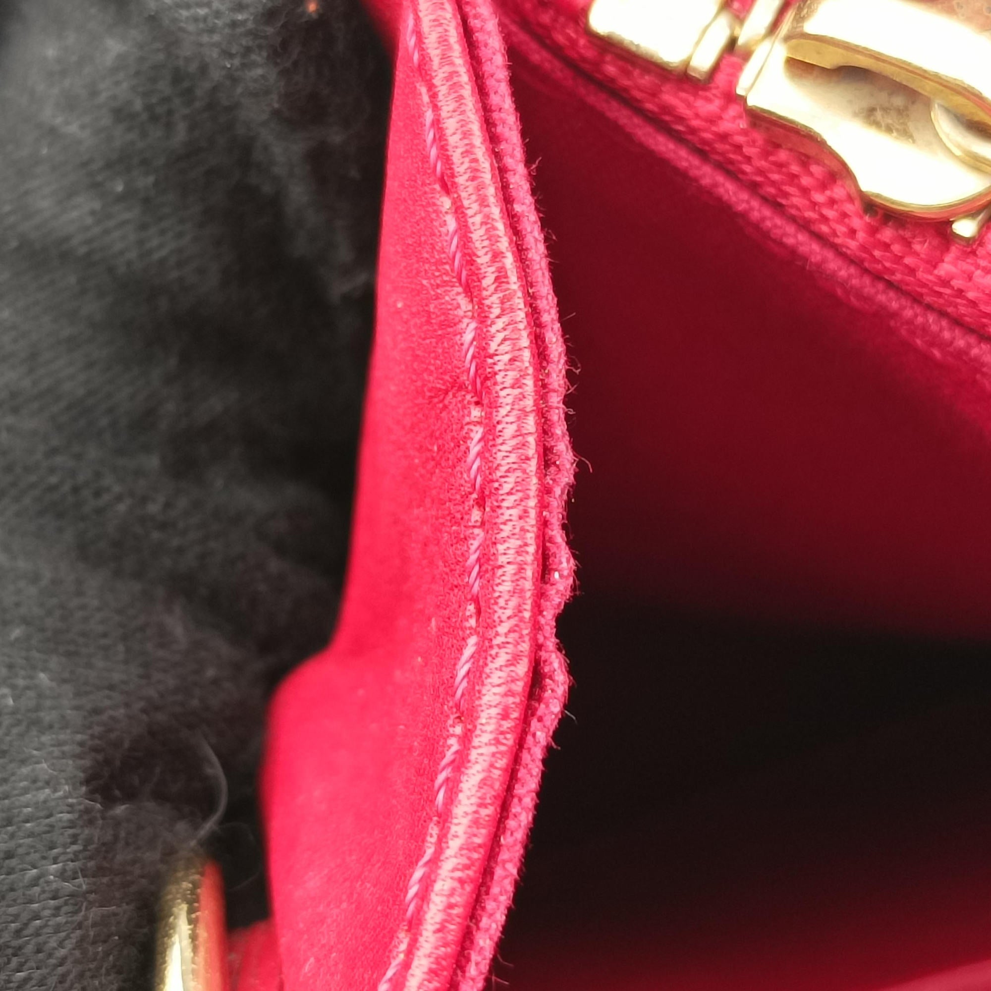 Pre-owned Louis Vuitton Sunset Boulevard Pomme d'Amour Vernis M93543 handbag | stylenewstar