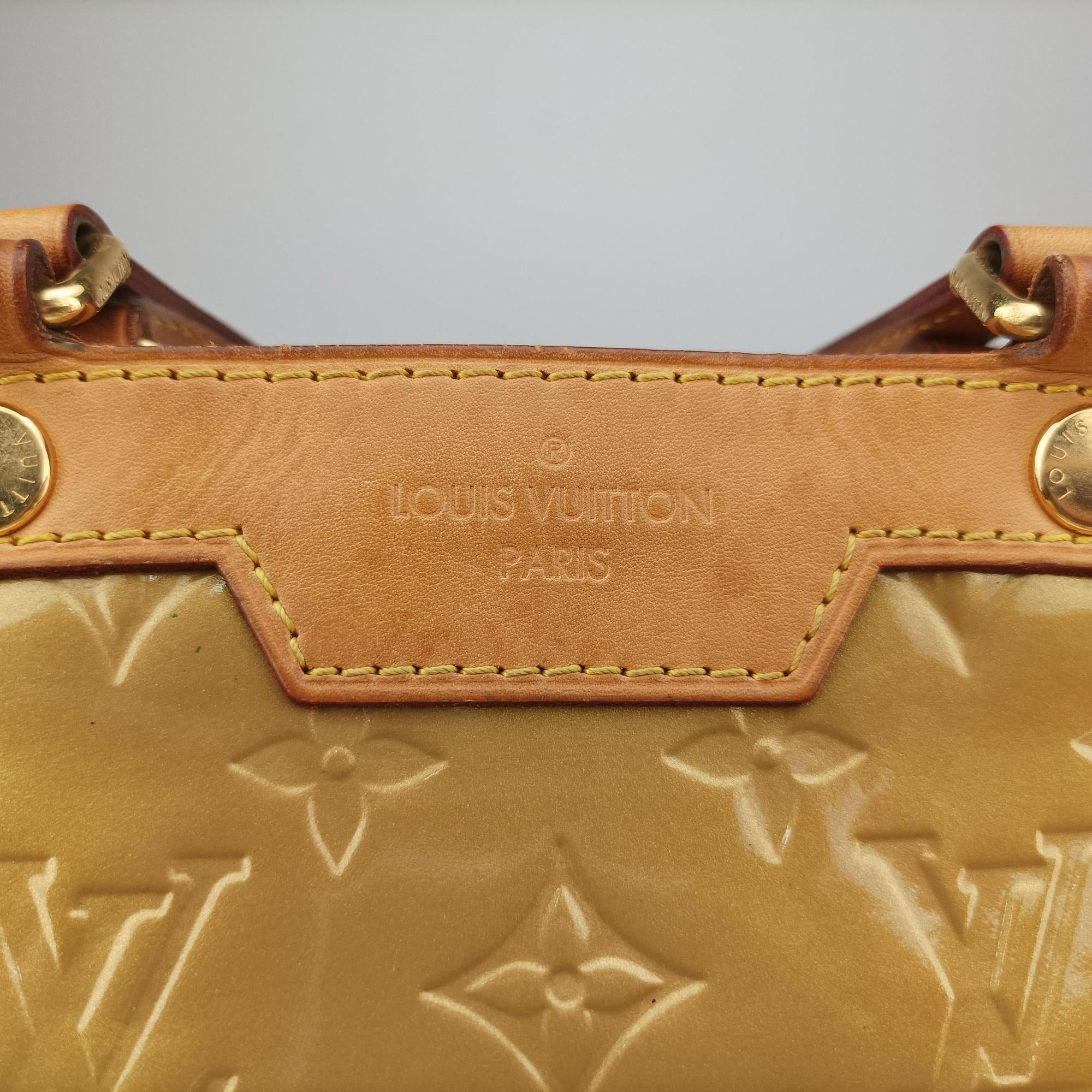 Vintage Louis Vuitton Brea MM Beige Poodle Vernis M91755 shoulderbag | stylenewstar