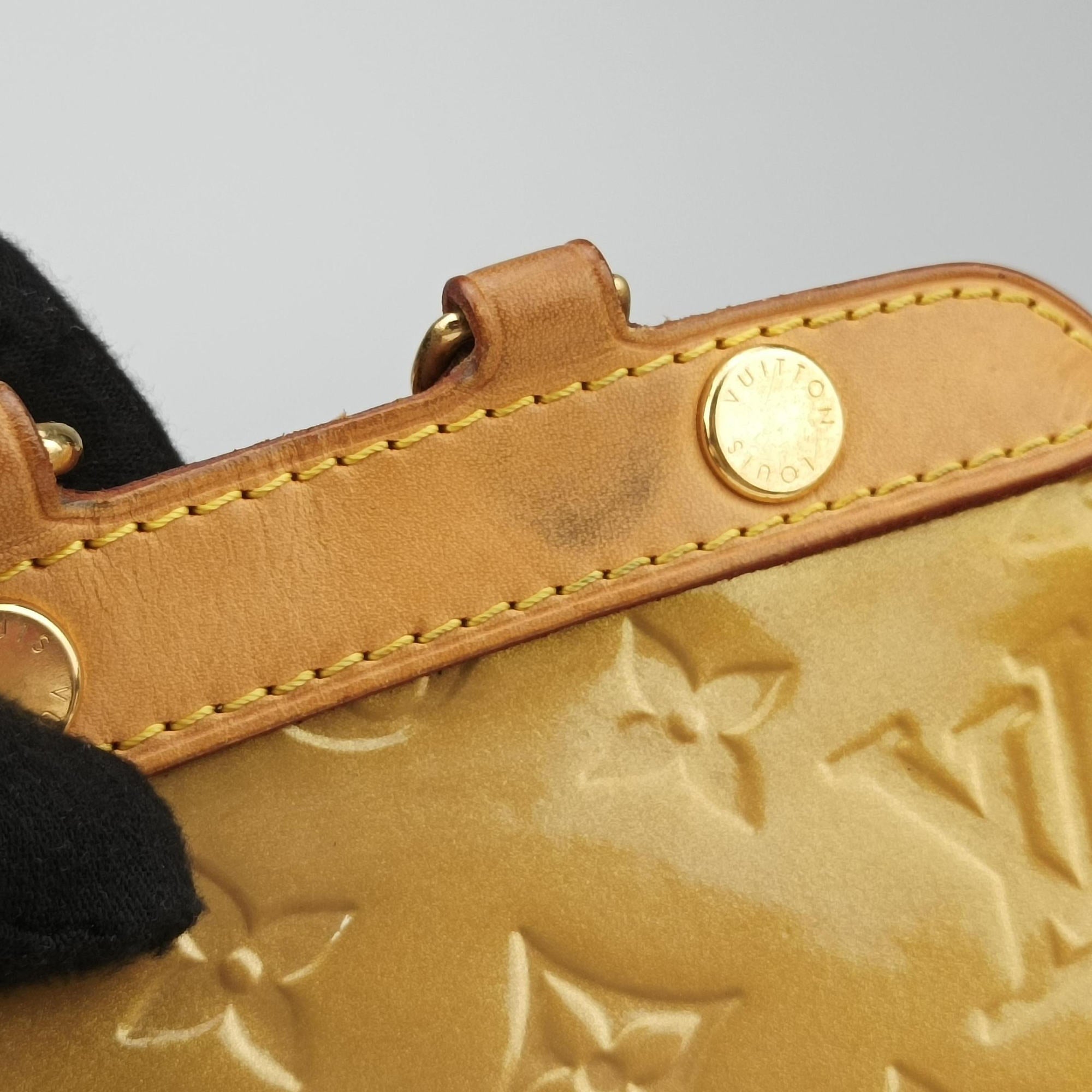 Vintage Louis Vuitton Brea MM Beige Poodle Vernis M91755 shoulderbag | stylenewstar