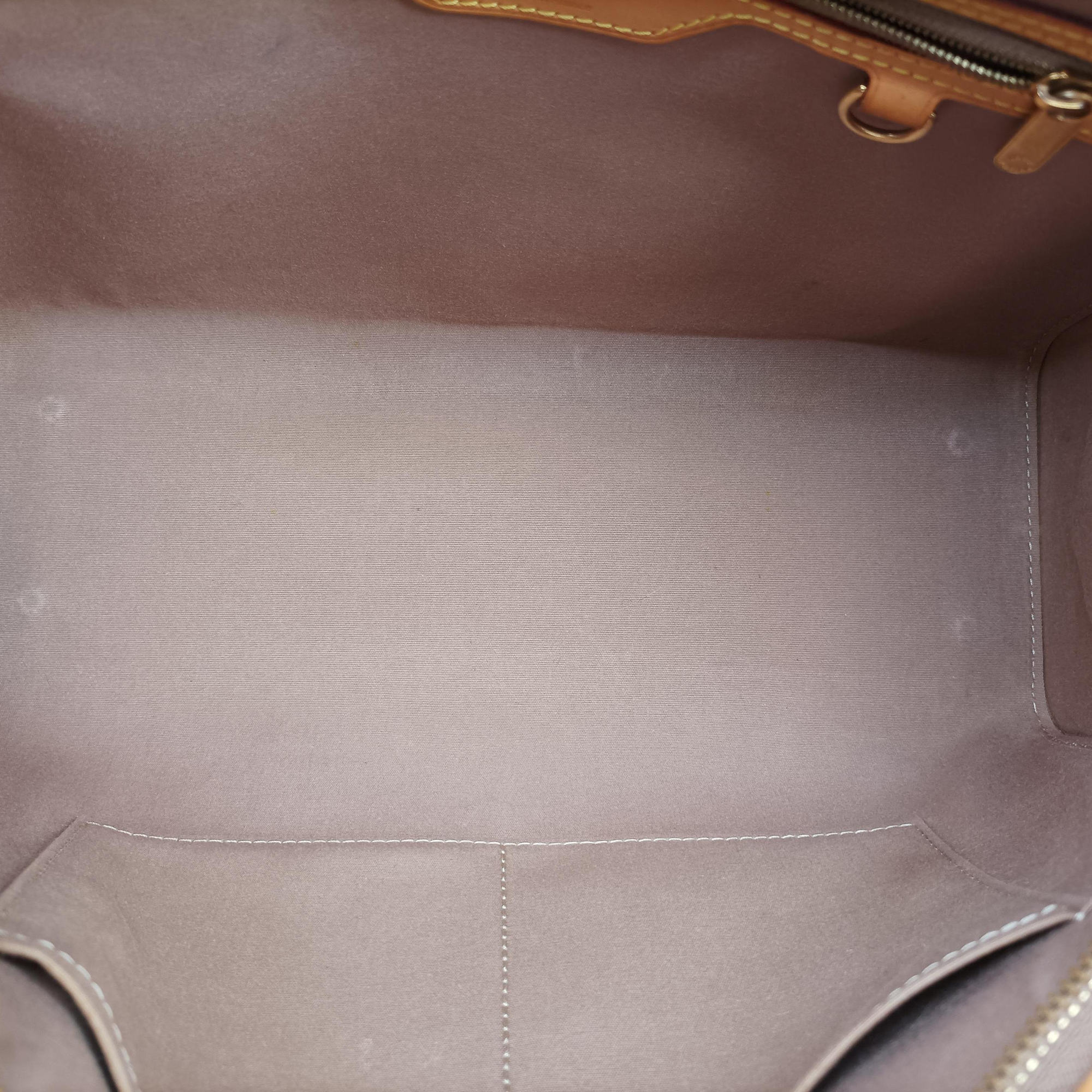 Vintage Louis Vuitton Brea MM Beige Poodle Vernis M91755 shoulderbag | stylenewstar