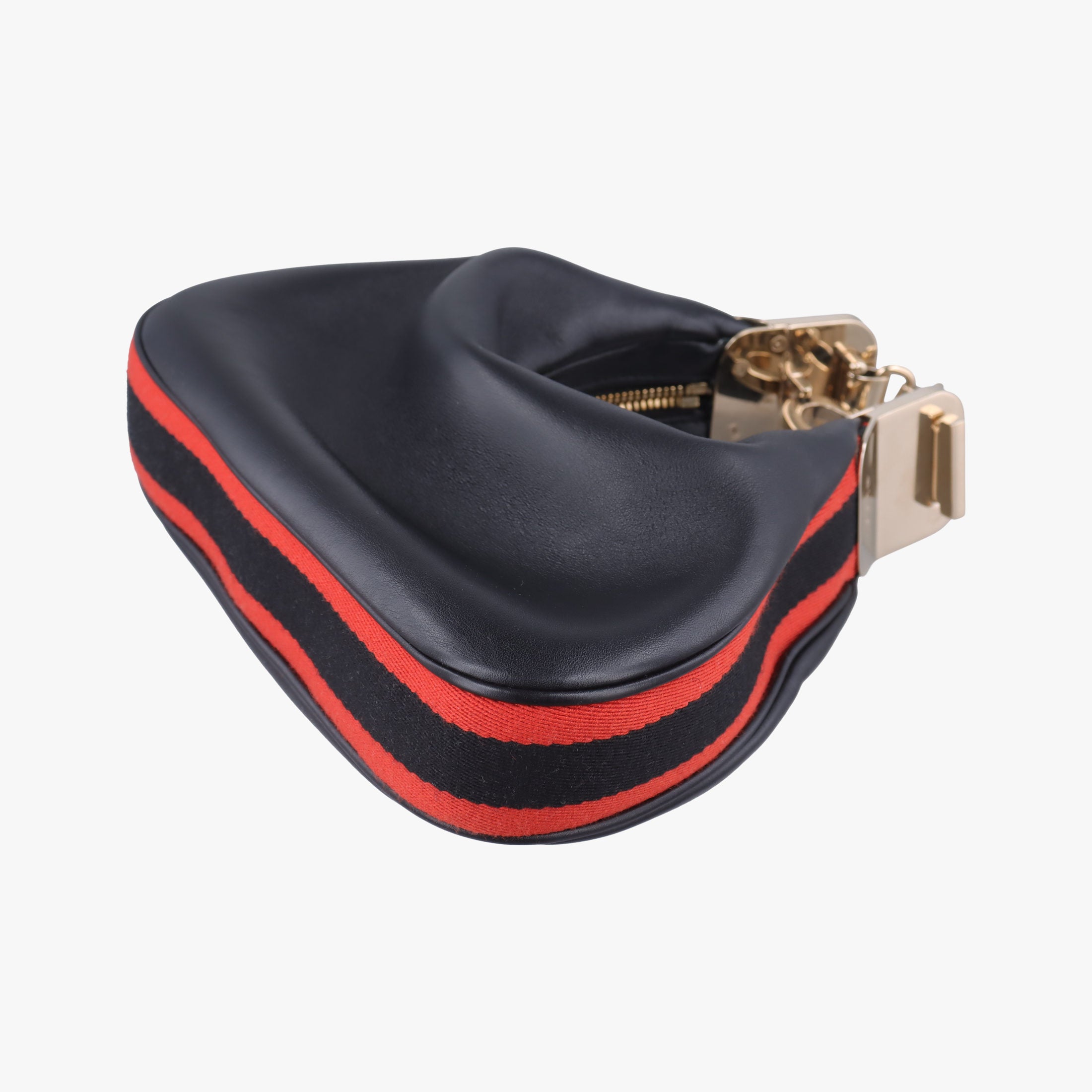 Secondhand Gucci ATTACHE Black Leather 699409 shoulderbag | stylenewstar
