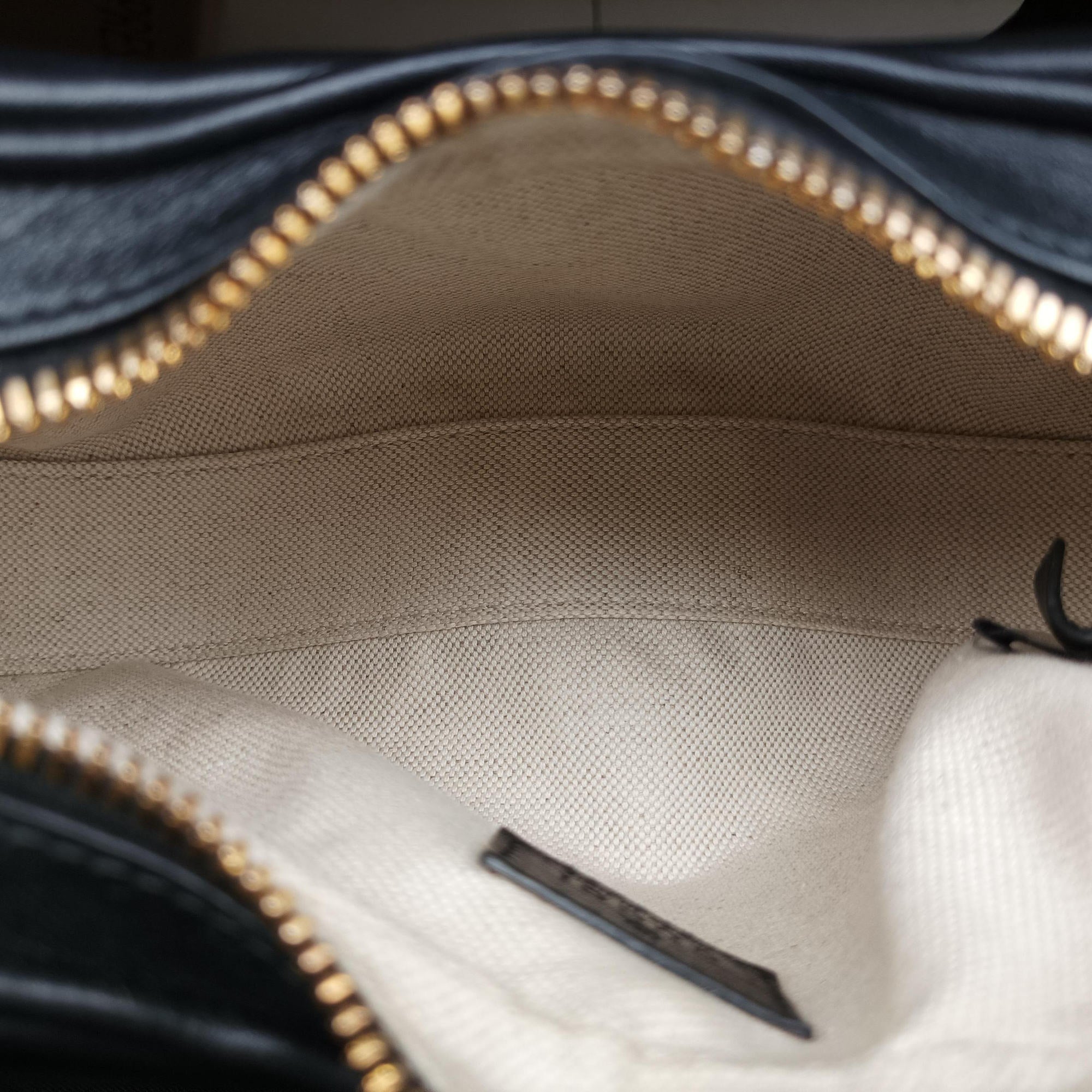 Secondhand Gucci ATTACHE Black Leather 699409 shoulderbag | stylenewstar