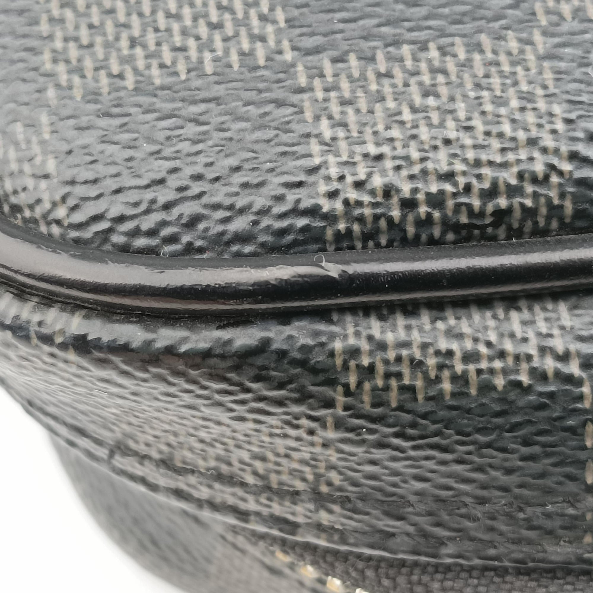 Pre-owned Louis Vuitton Porte Documents Voyage Noir Damier Graphite N41125 handbag | stylenewstar