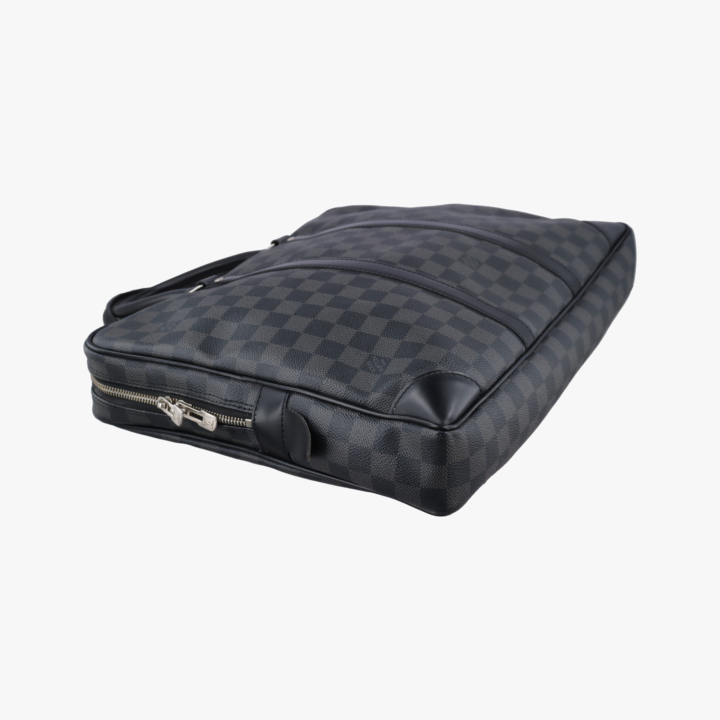 Pre-owned Louis Vuitton Porte Documents Voyage Noir Damier Graphite N41125 handbag | stylenewstar
