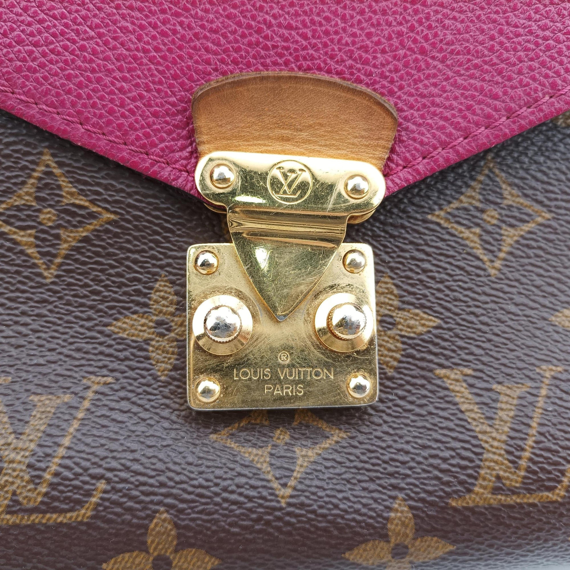 Pre-owned Louis Vuitton PALLAS chain brown×Aurore Monogram Canvas×calf leather M41200 shoulderbag | stylenewstar