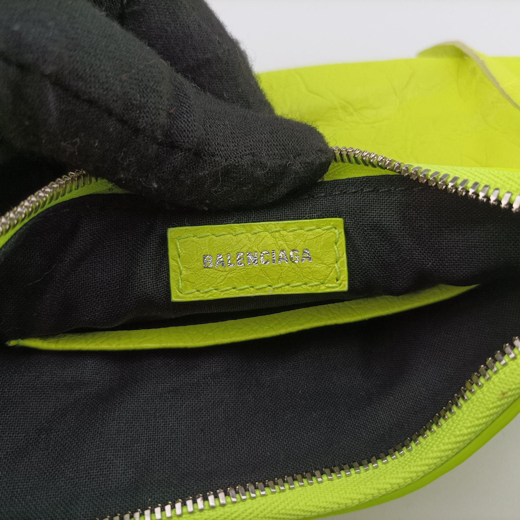 Vintage Balenciaga Le Cagole Green lambskin  handbag | stylenewstar