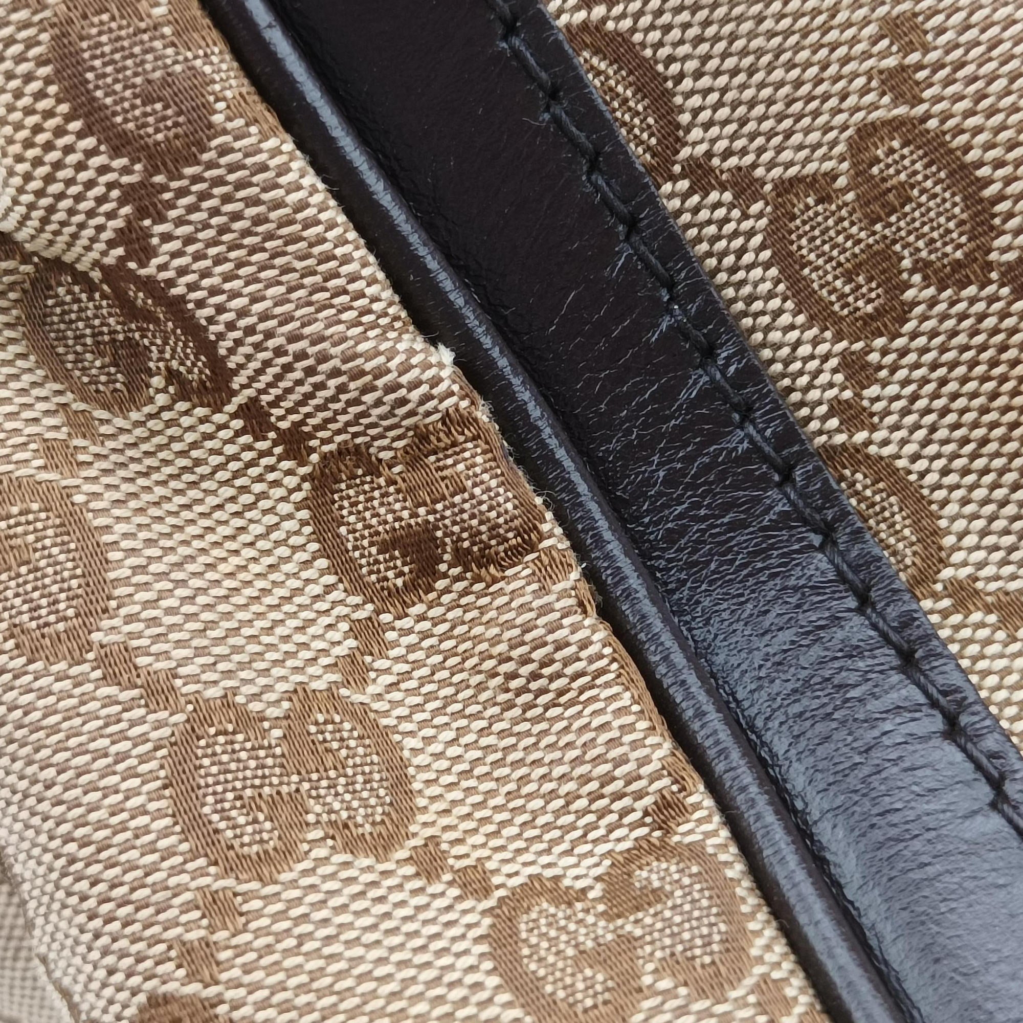Pre-owned Gucci Sherry Line Beige×green×red×Brown canvas×leather 247205 shoulderbag | stylenewstar