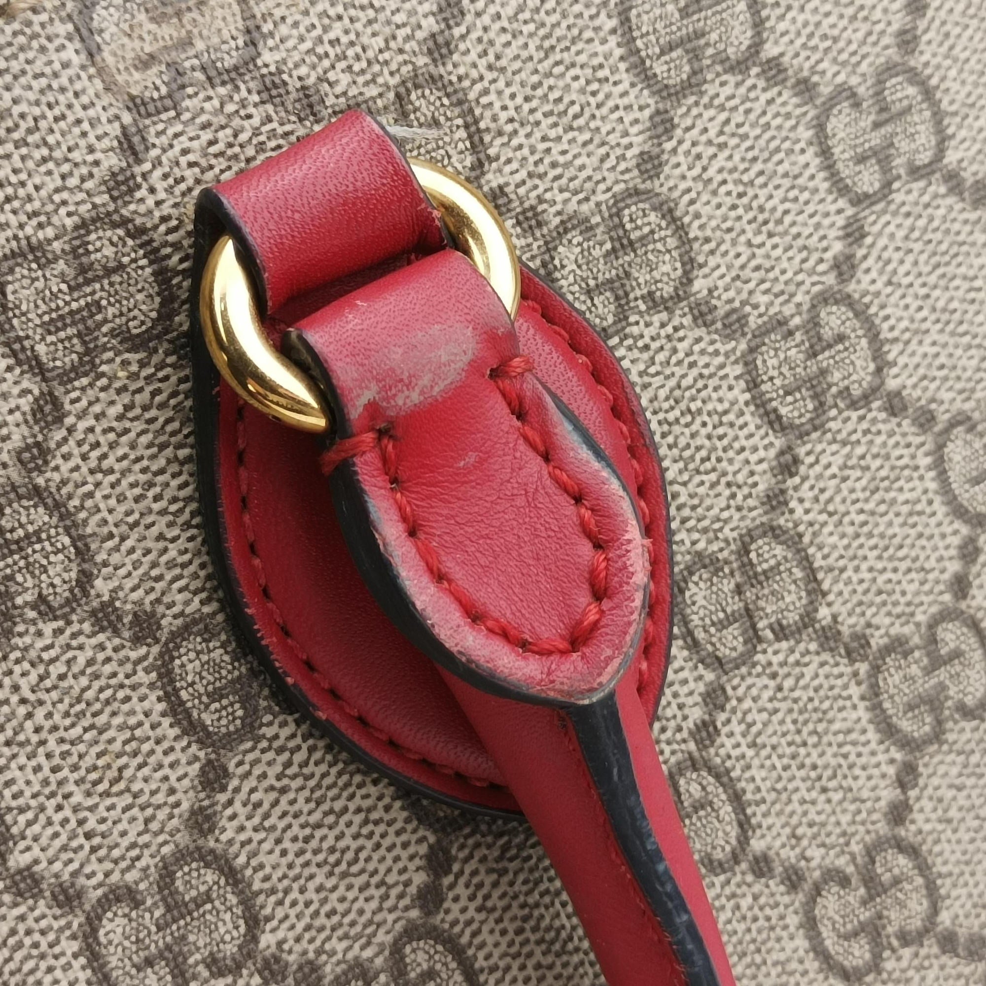 Pre-owned Gucci GG SUPREME Beige×Pink×Red PVC coated canvas×Leather 409531 shoulderbag | stylenewstar