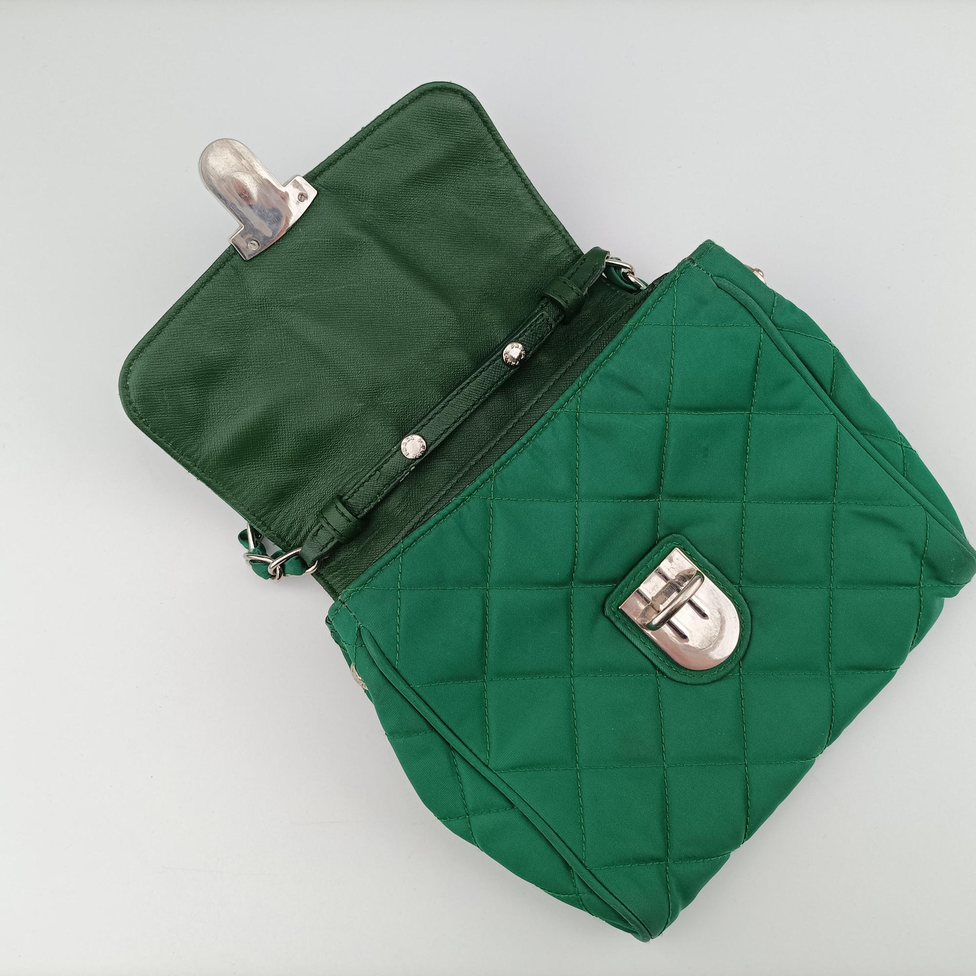 Pre-owned Prada Tessuto Nylon Quilted Impuntu Flap Green nylon  shoulderbag | stylenewstar