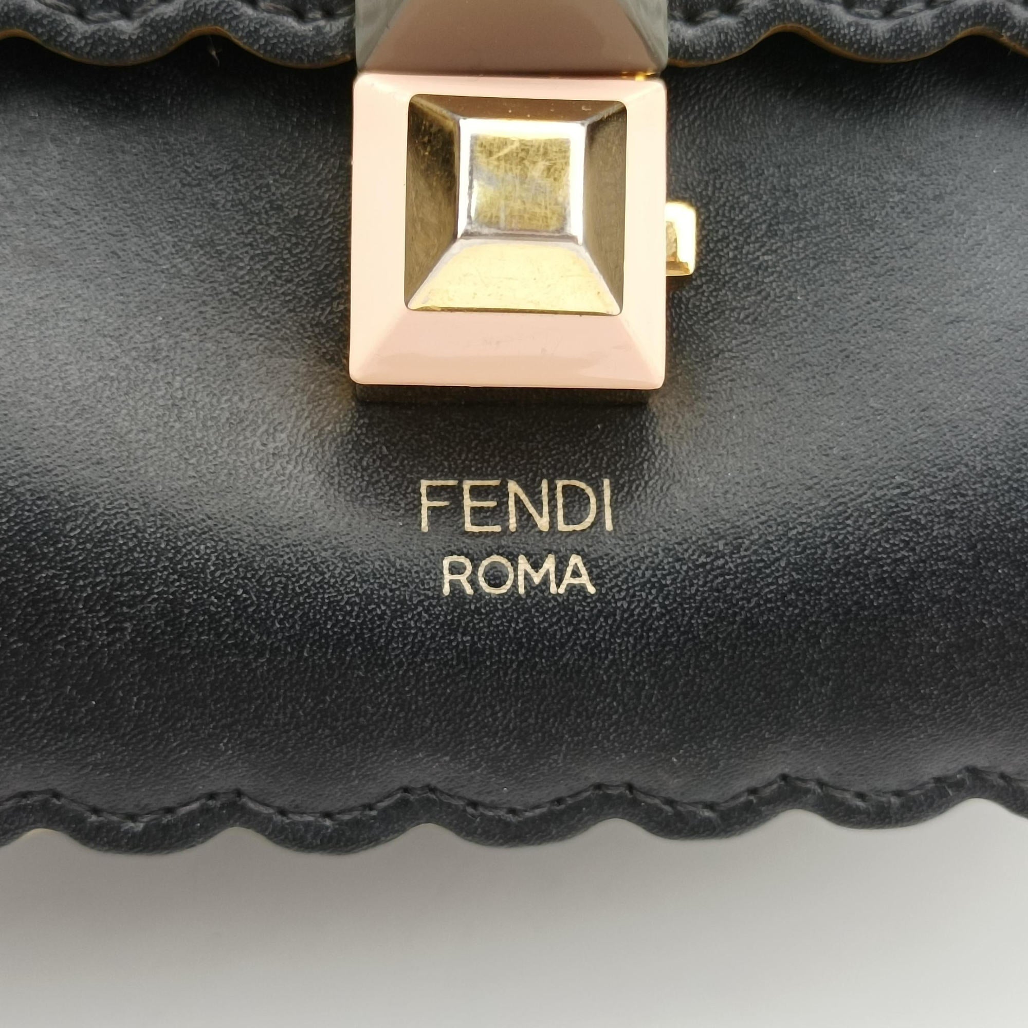 Secondhand Fendi studded Kan I Black Leather 8M0381 shoulderbag | stylenewstar