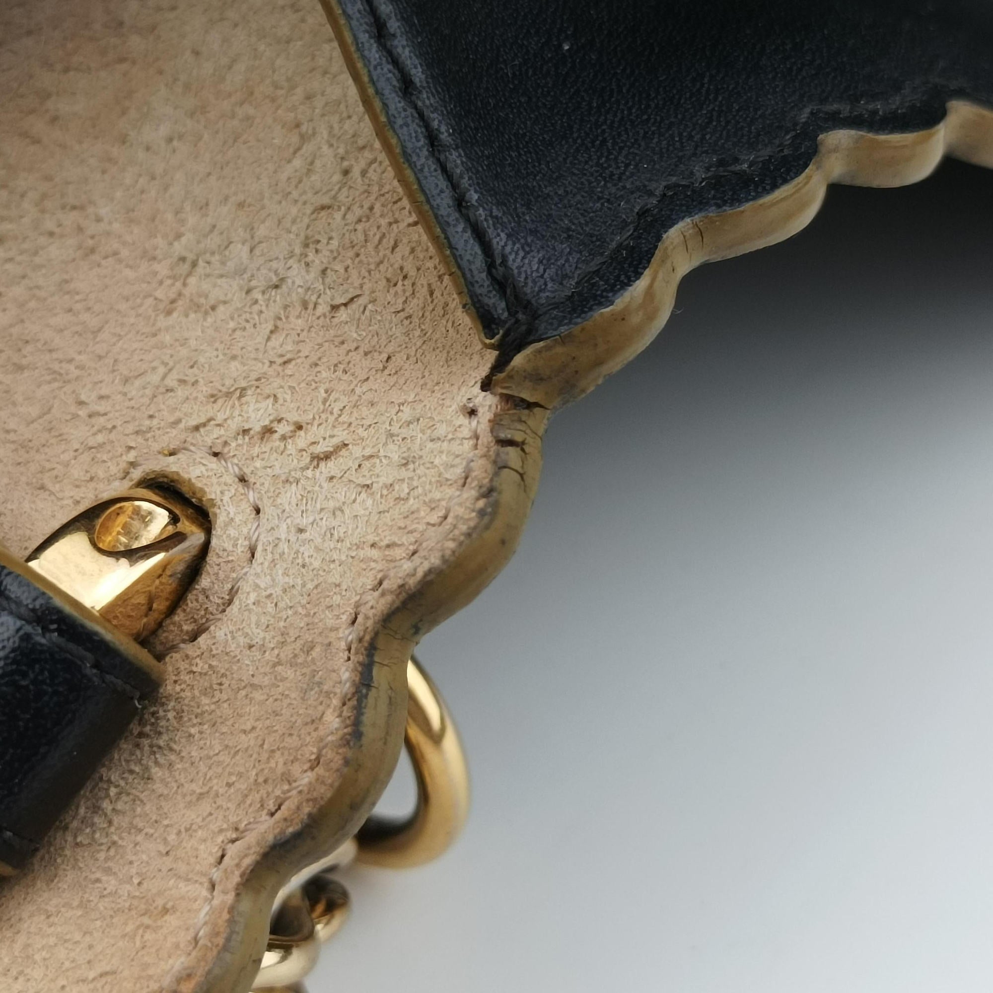 Secondhand Fendi studded Kan I Black Leather 8M0381 shoulderbag | stylenewstar
