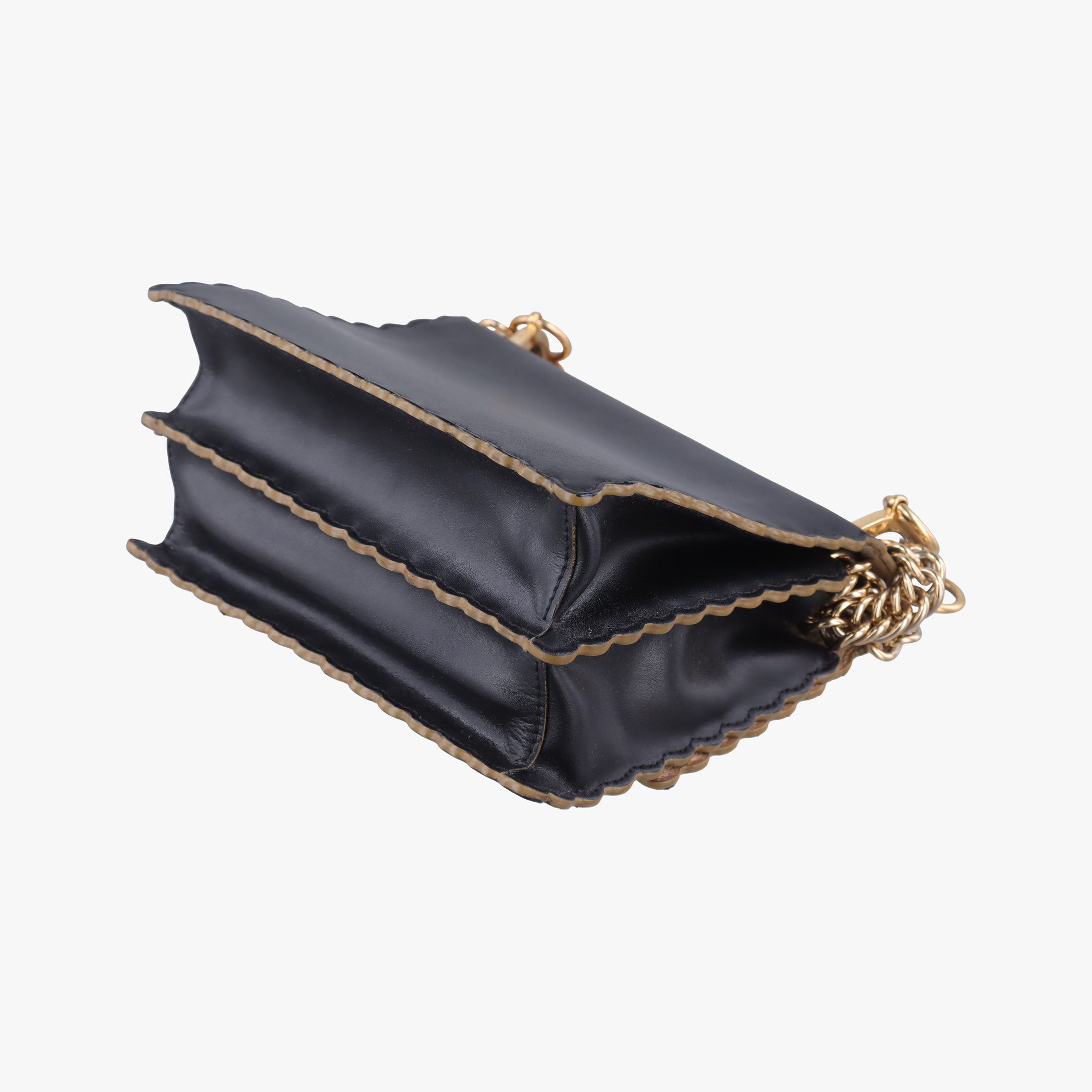 Secondhand Fendi studded Kan I Black Leather 8M0381 shoulderbag | stylenewstar
