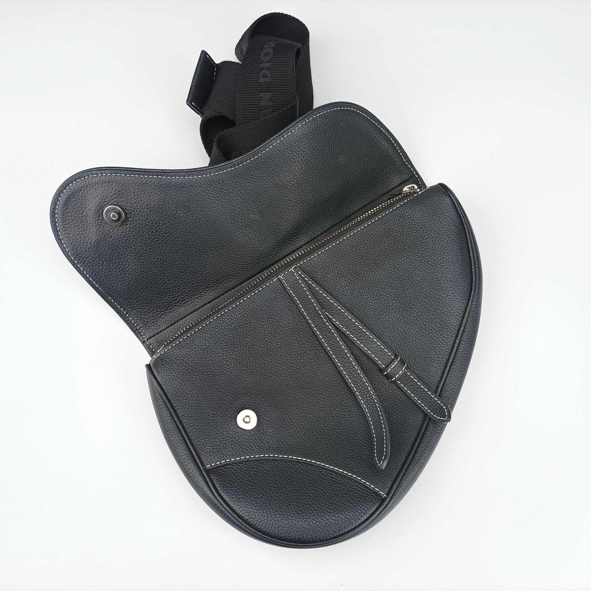 Pre-owned Christian Dior saddle bee Black Leather  crossbodybag | stylenewstar