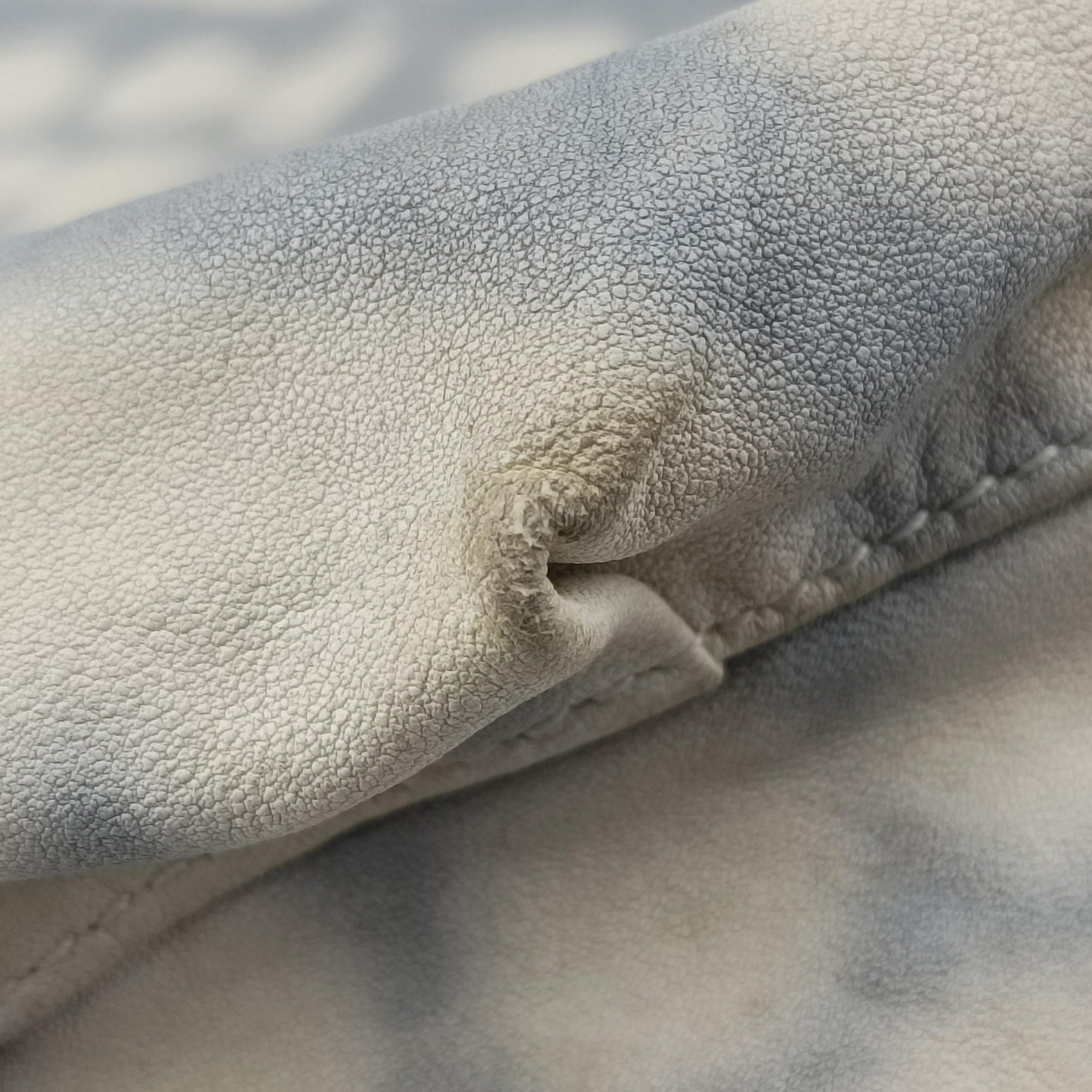Secondhand Bottega Veneta Intrecciato grayxwhite lambskin  shoulderbag | stylenewstar