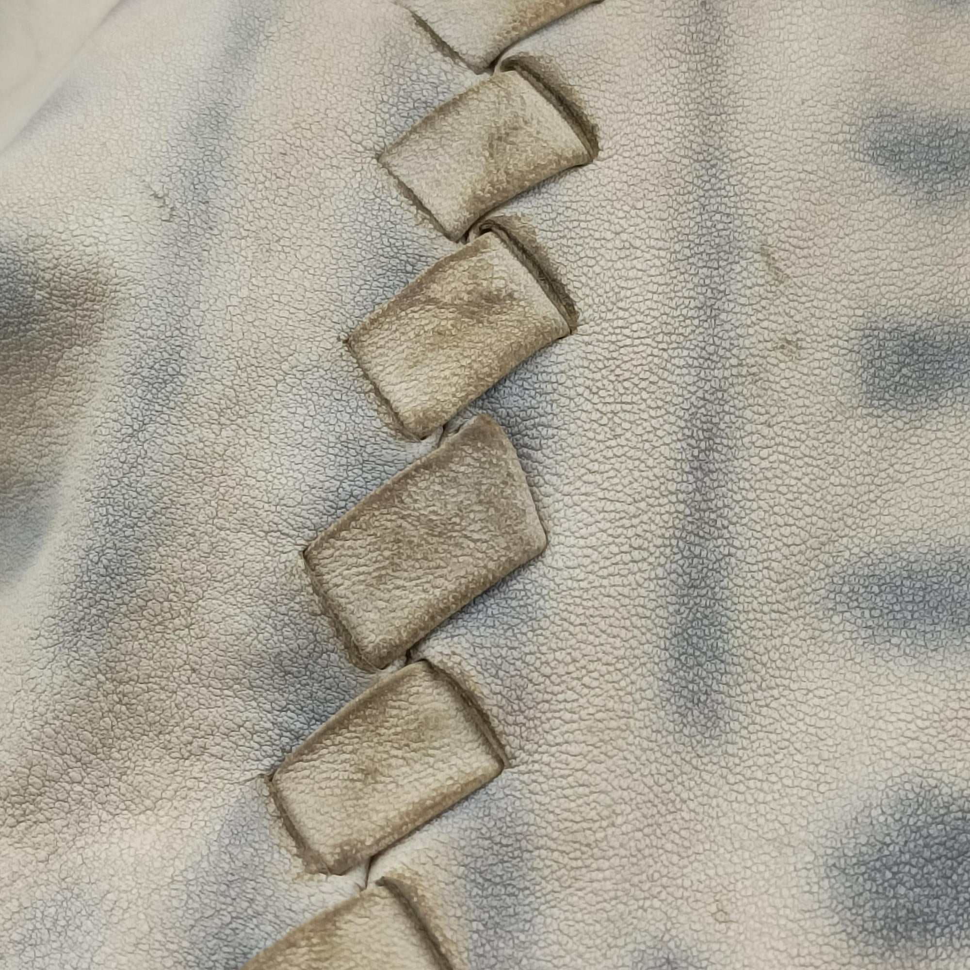 Secondhand Bottega Veneta Intrecciato grayxwhite lambskin  shoulderbag | stylenewstar
