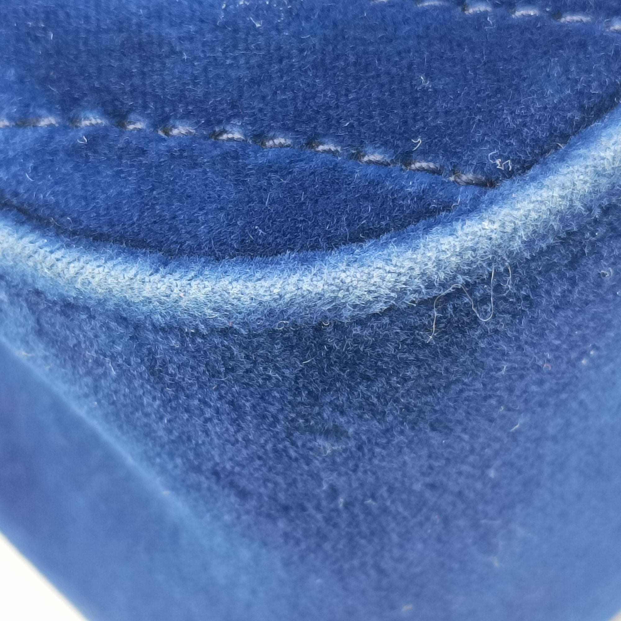 Pre-owned Gucci GG Marmont Blue velour 447632 shoulderbag | stylenewstar