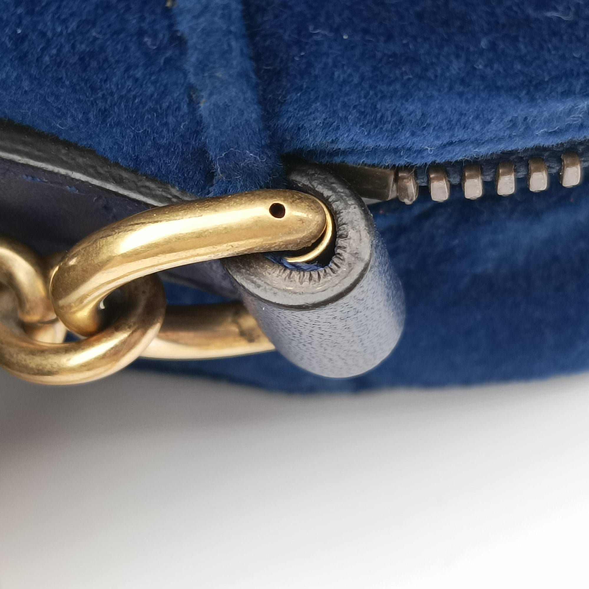 Pre-owned Gucci GG Marmont Blue velour 447632 shoulderbag | stylenewstar