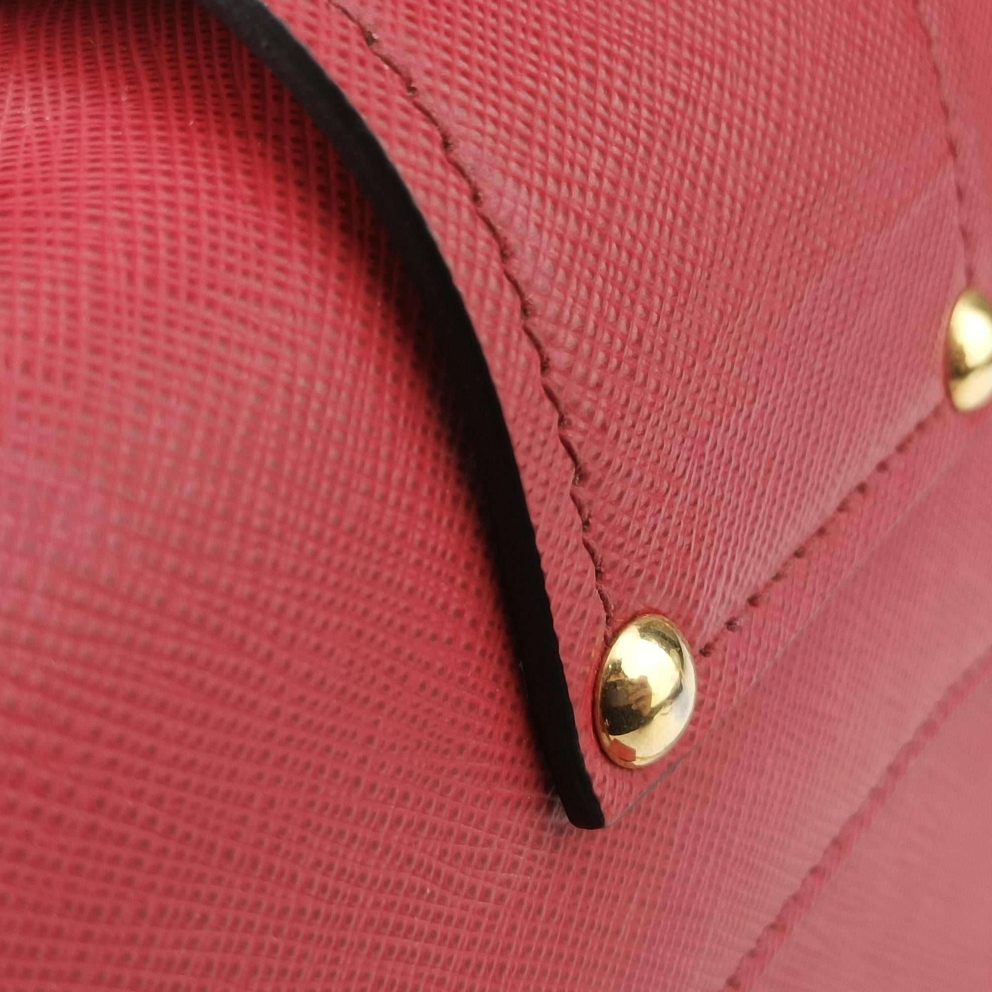 Pre-owned Prada Sidonie Red Saffiano Leather 1BN005 shoulderbag | stylenewstar