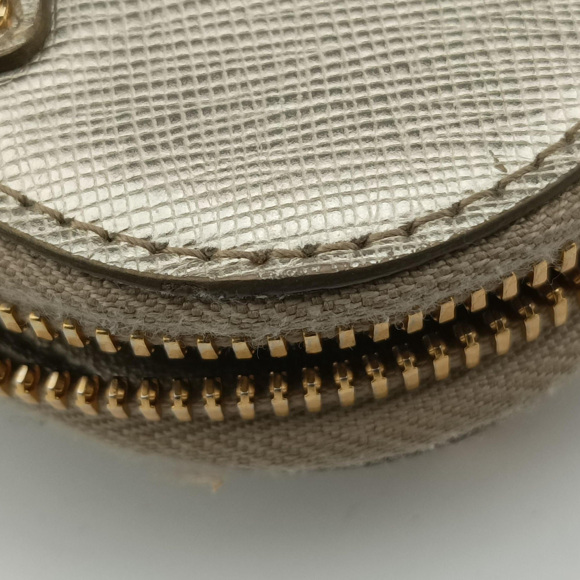 Secondhand Prada Triangle logo Golden Saffiano Leather 1DH030 shoulderbag | stylenewstar