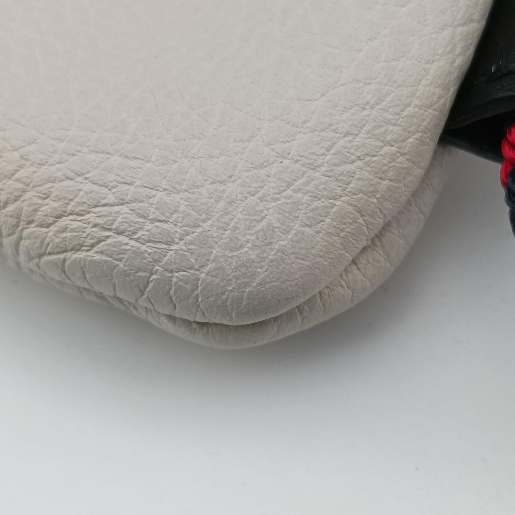 Pre-owned Gucci Gucci print White Leather 523586 backpack/rucksack | stylenewstar