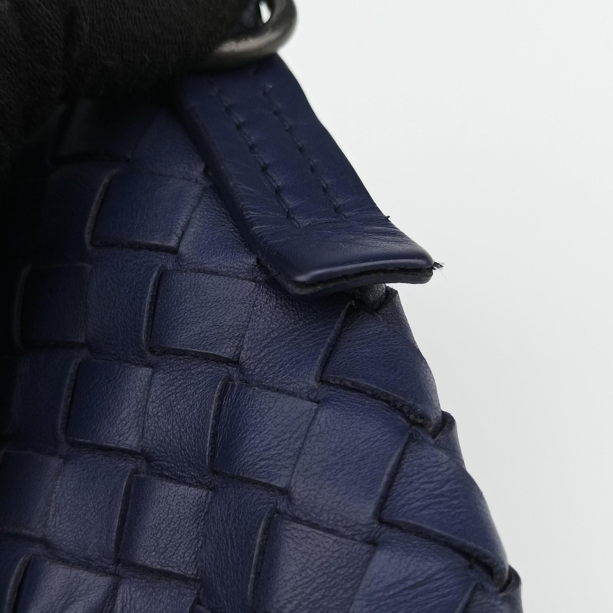 Pre-owned Bottega Veneta Intrecciato Blue lambskin  shoulderbag | stylenewstar