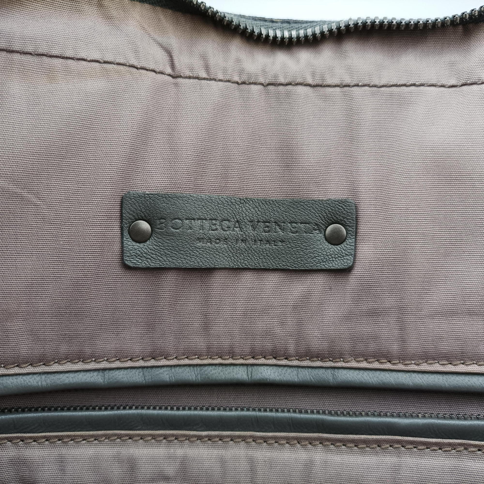 Pre-owned Bottega Veneta Intrecciato Grey Leather  handbag | stylenewstar