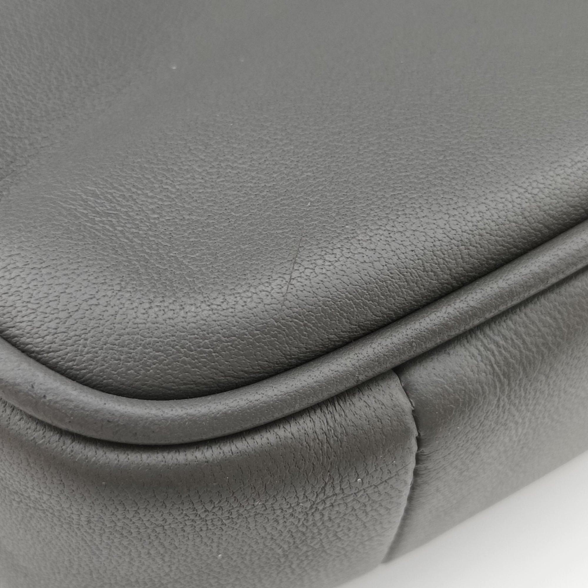 Pre-owned Bottega Veneta Intrecciato Grey Leather  handbag | stylenewstar