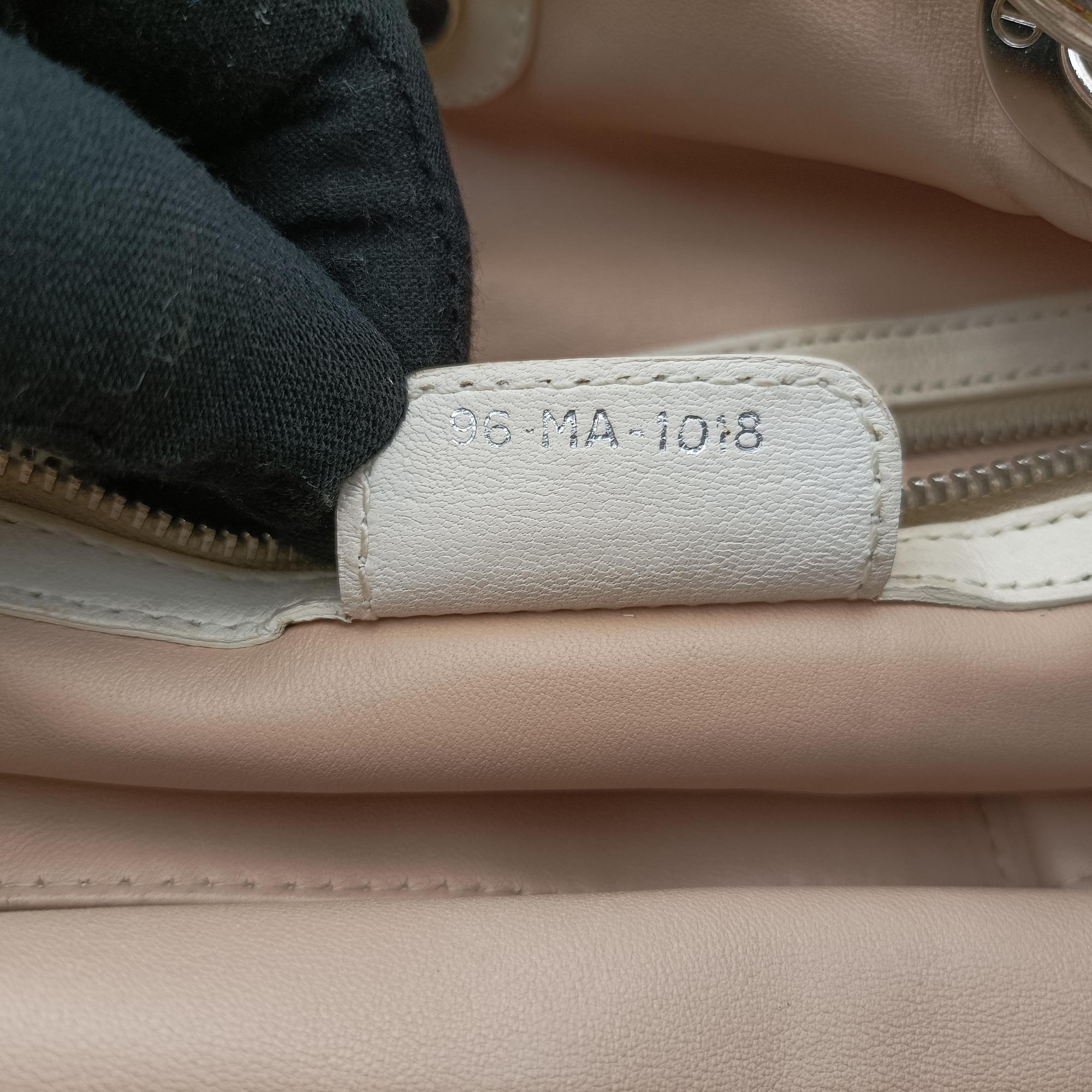 Pre-owned Christian Dior Soft Lady Dior Beige Leather  handbag | stylenewstar