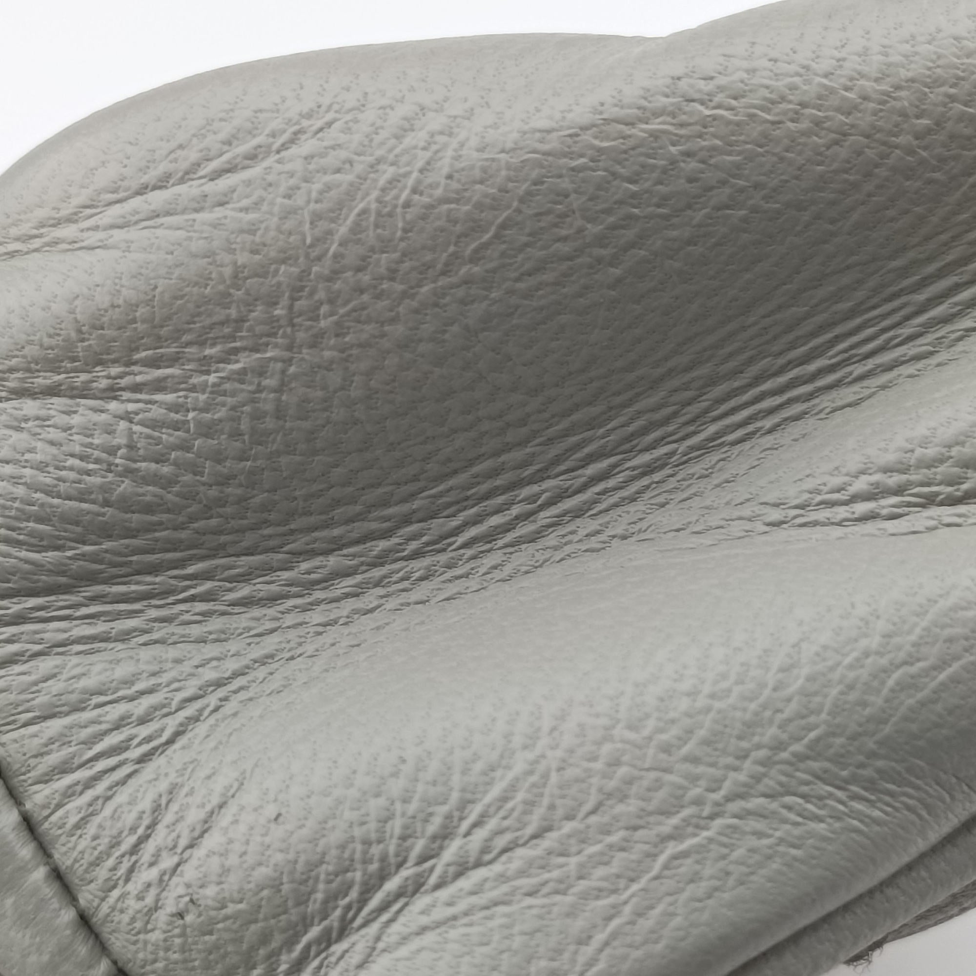 Secondhand Prada Gaufre Grey Nappa Leather 1BH112 shoulderbag | stylenewstar