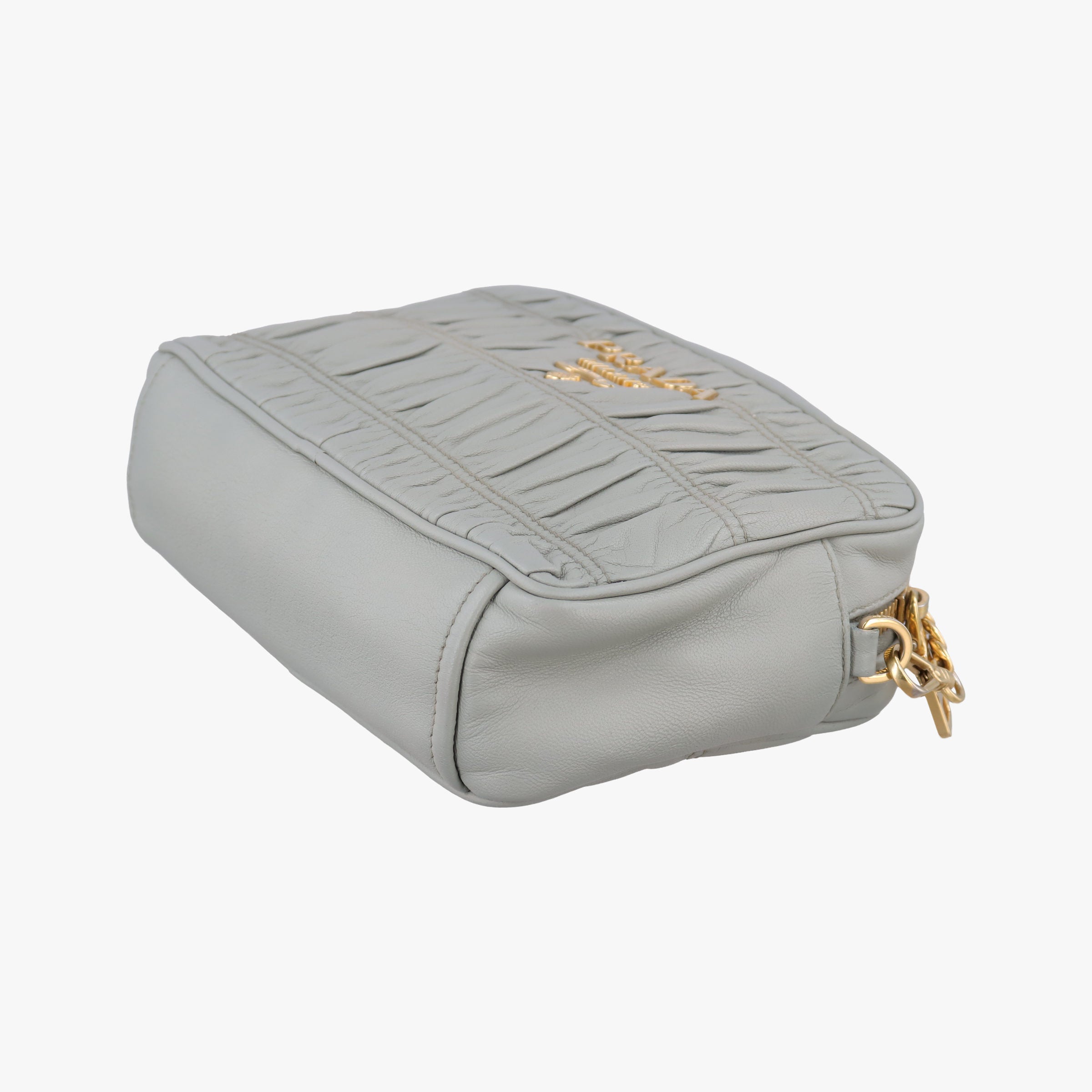 Secondhand Prada Gaufre Grey Nappa Leather 1BH112 shoulderbag | stylenewstar