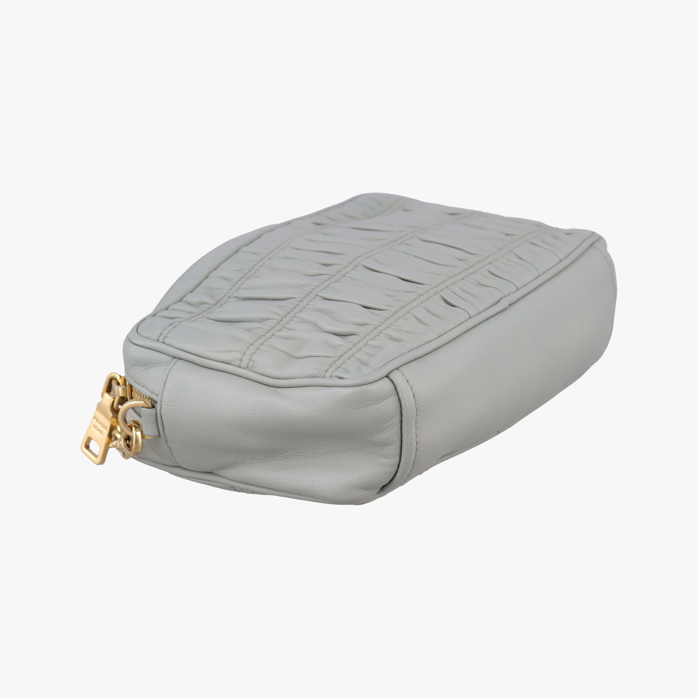 Secondhand Prada Gaufre Grey Nappa Leather 1BH112 shoulderbag | stylenewstar