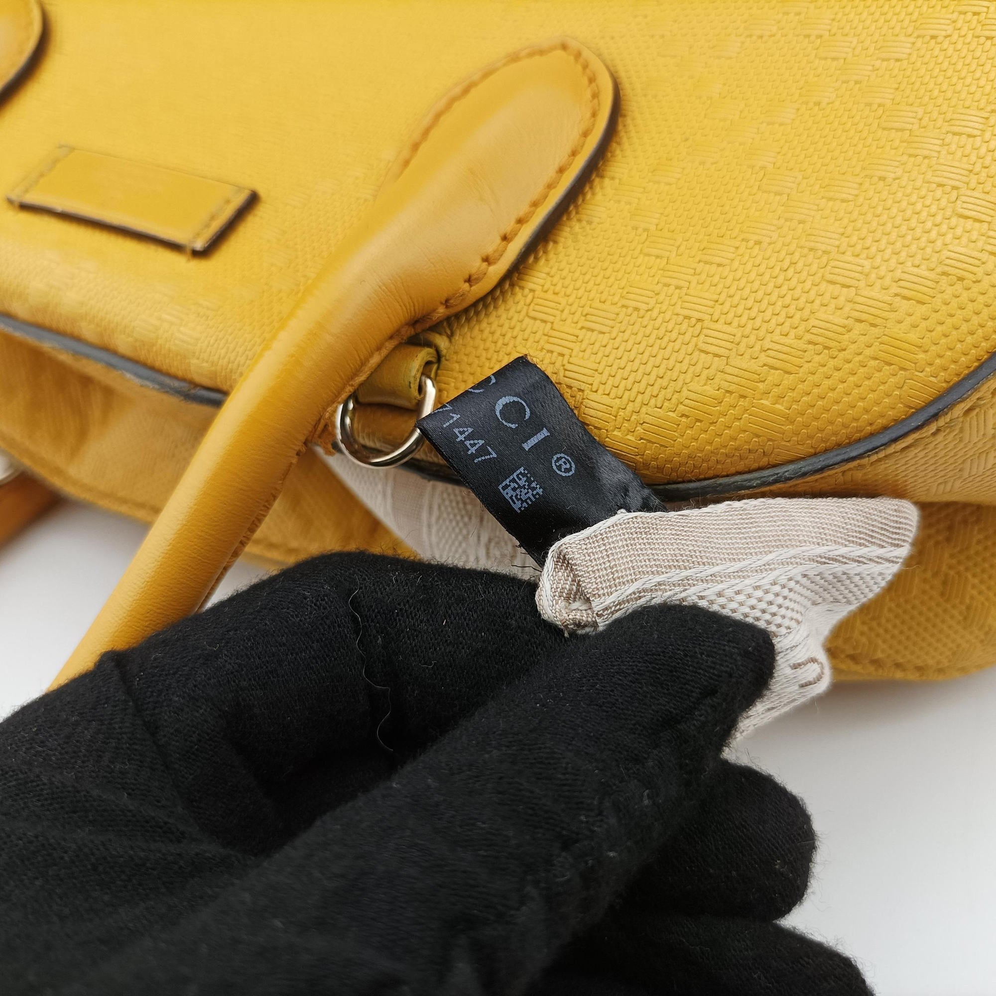 Pre-owned Gucci Bright Diamante Yellow Leather 354224 shoulderbag | stylenewstar