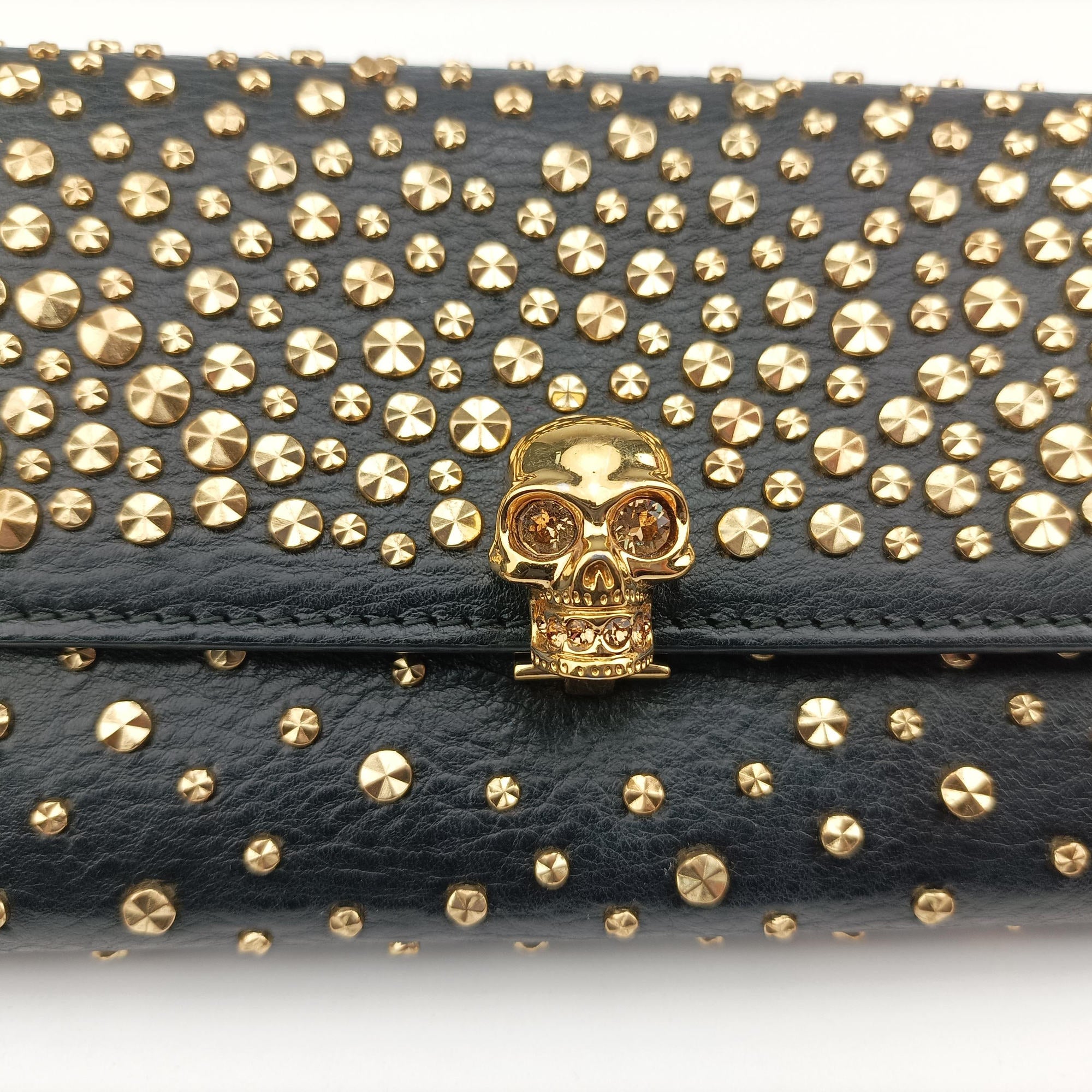 Vintage Alexander McQueen studded skull Black Leather  shoulderbag | stylenewstar