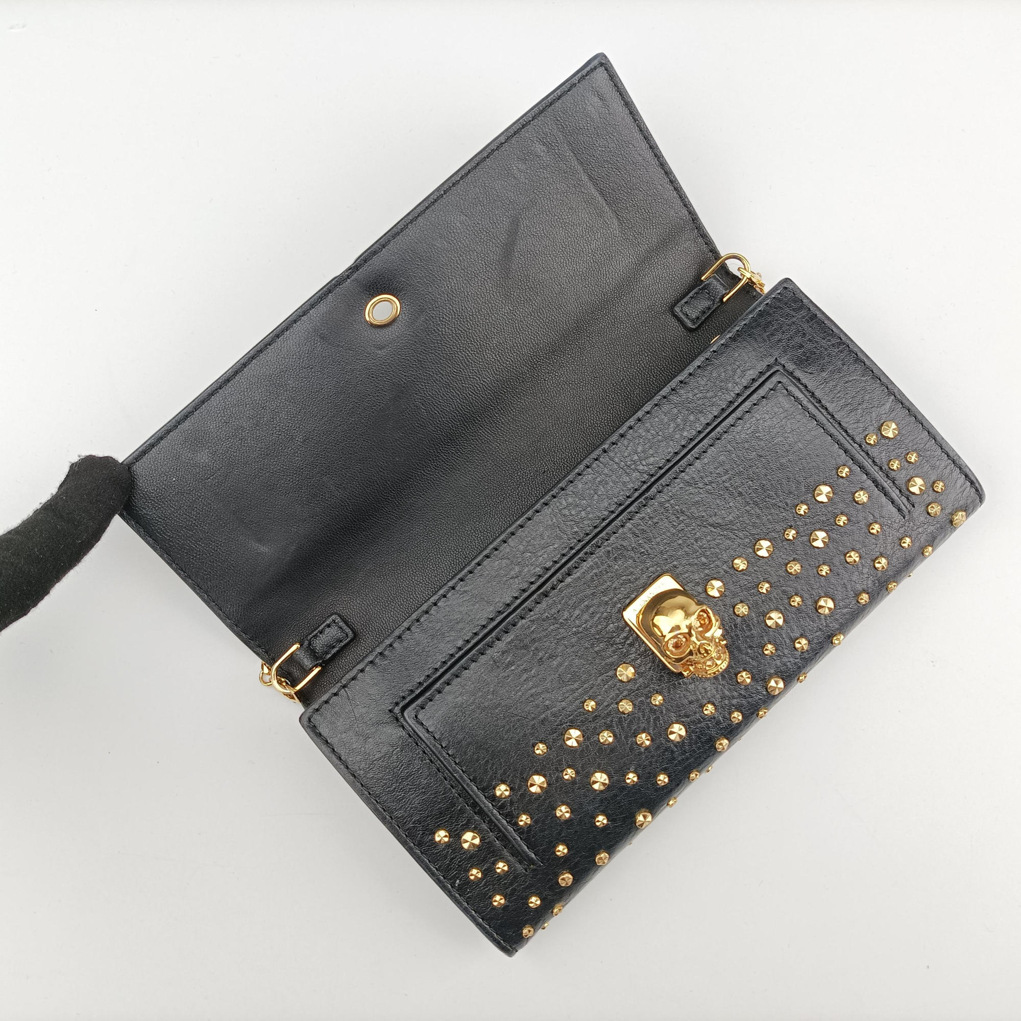 Vintage Alexander McQueen studded skull Black Leather  shoulderbag | stylenewstar