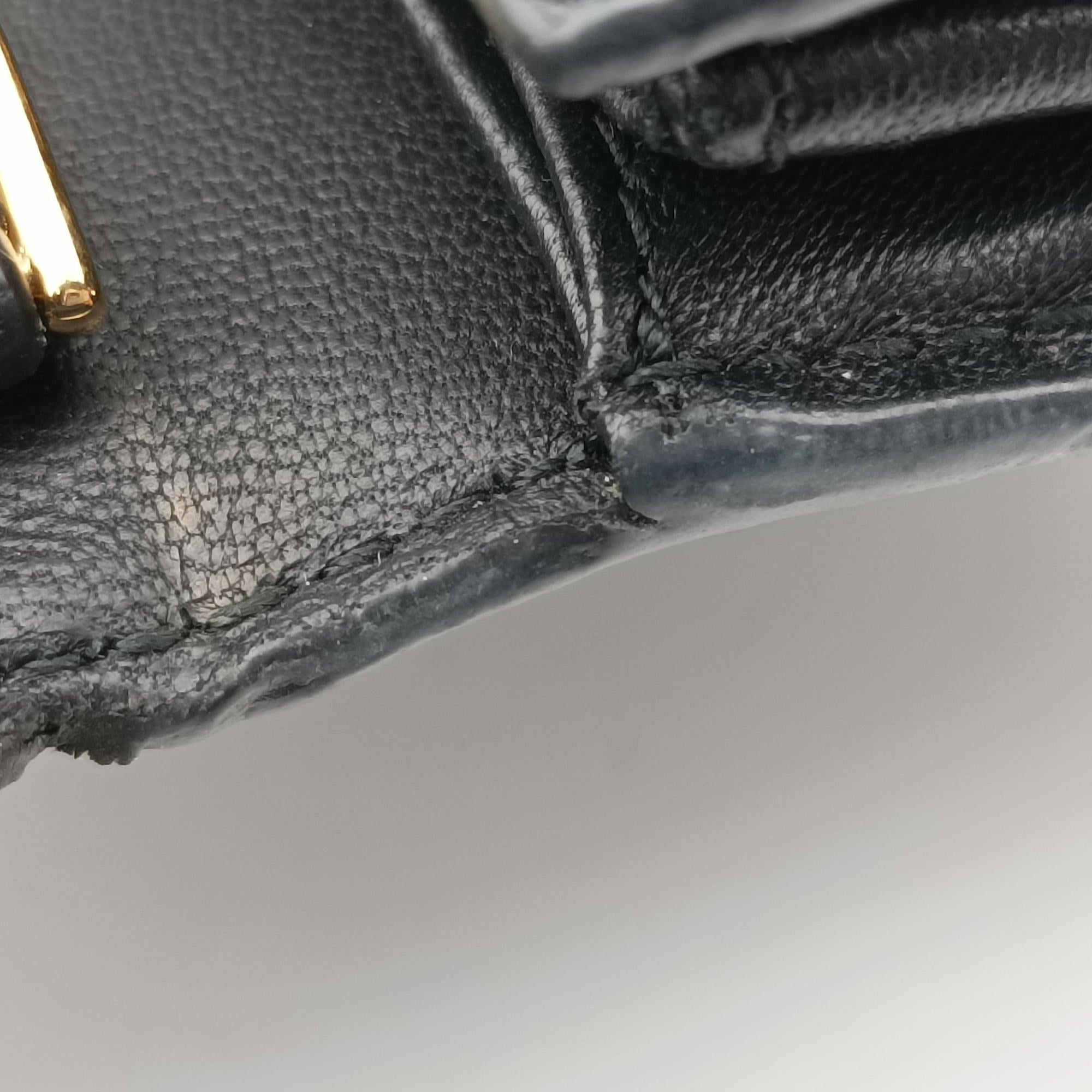 Vintage Alexander McQueen studded skull Black Leather  shoulderbag | stylenewstar