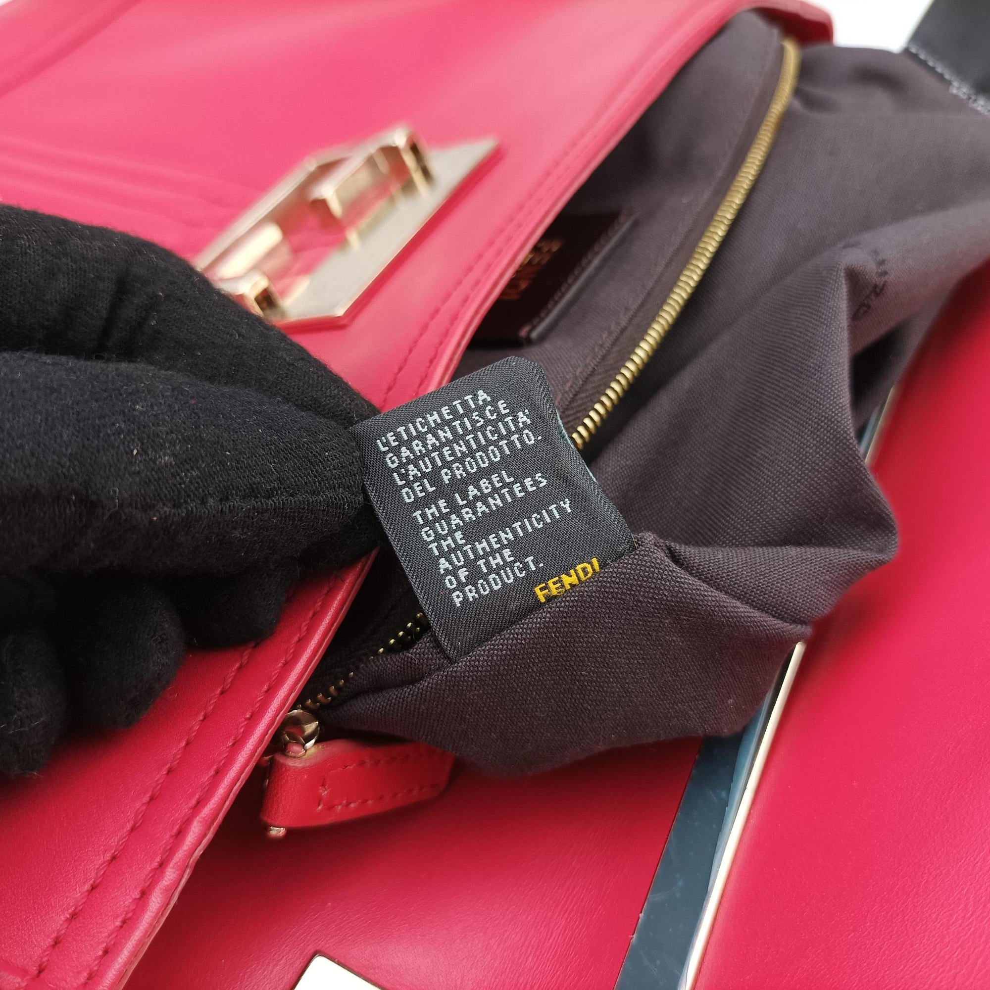 Secondhand Fendi Maxi Baguette Flap Red Leather 8BT143 shoulderbag | stylenewstar