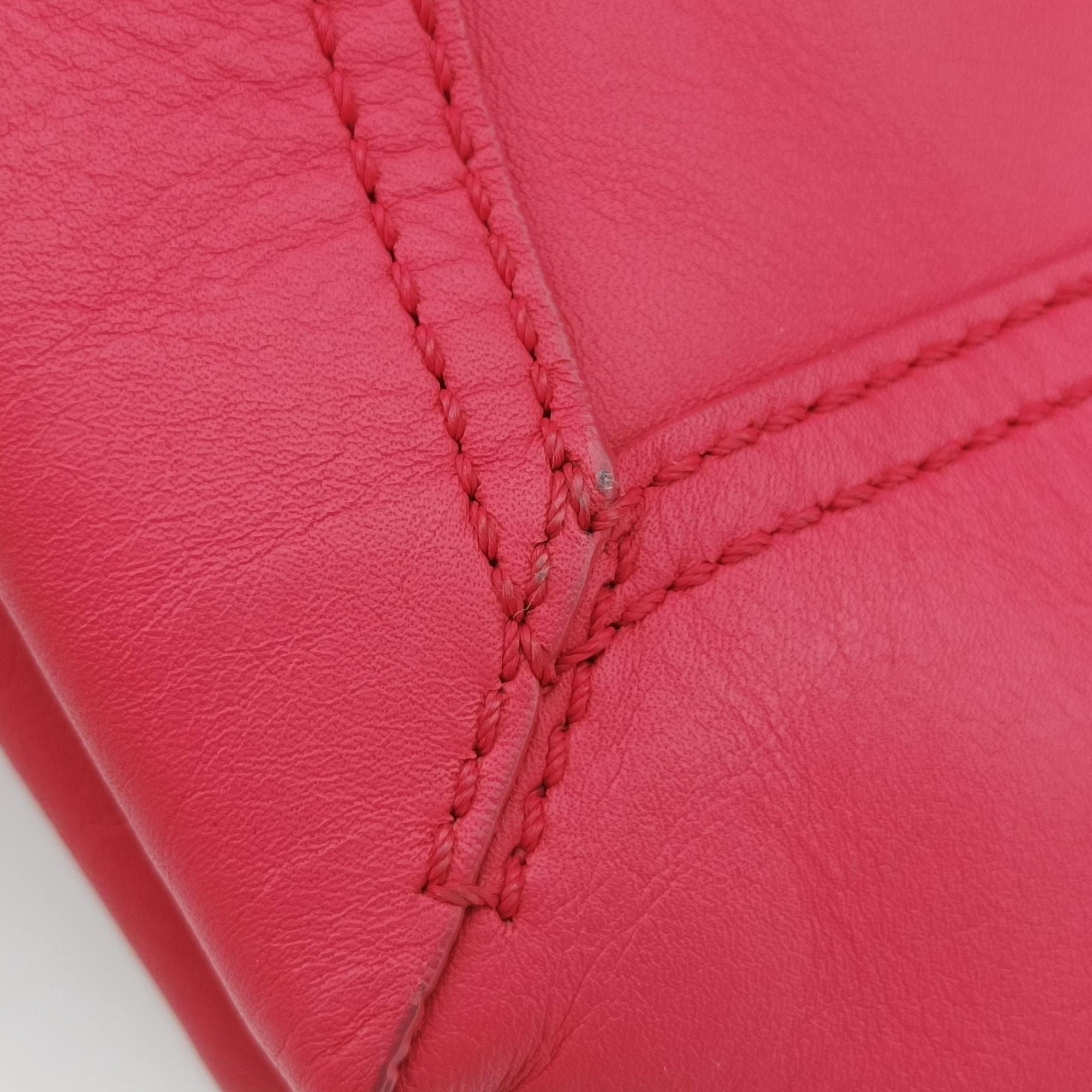 Secondhand Fendi Maxi Baguette Flap Red Leather 8BT143 shoulderbag | stylenewstar