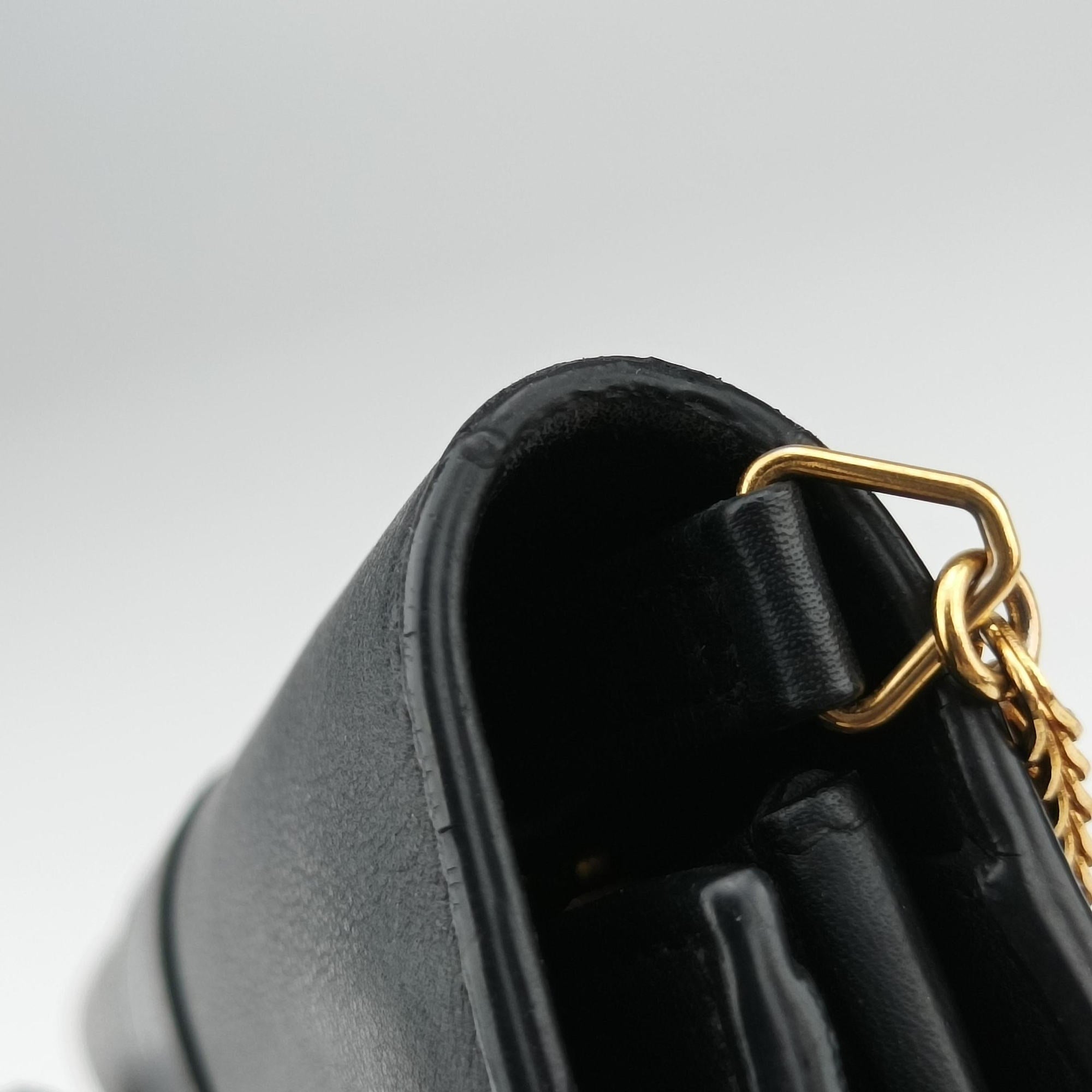 Vintage Yves Saint Laurent Y Ligne Black Leather 348117 shoulderbag | stylenewstar