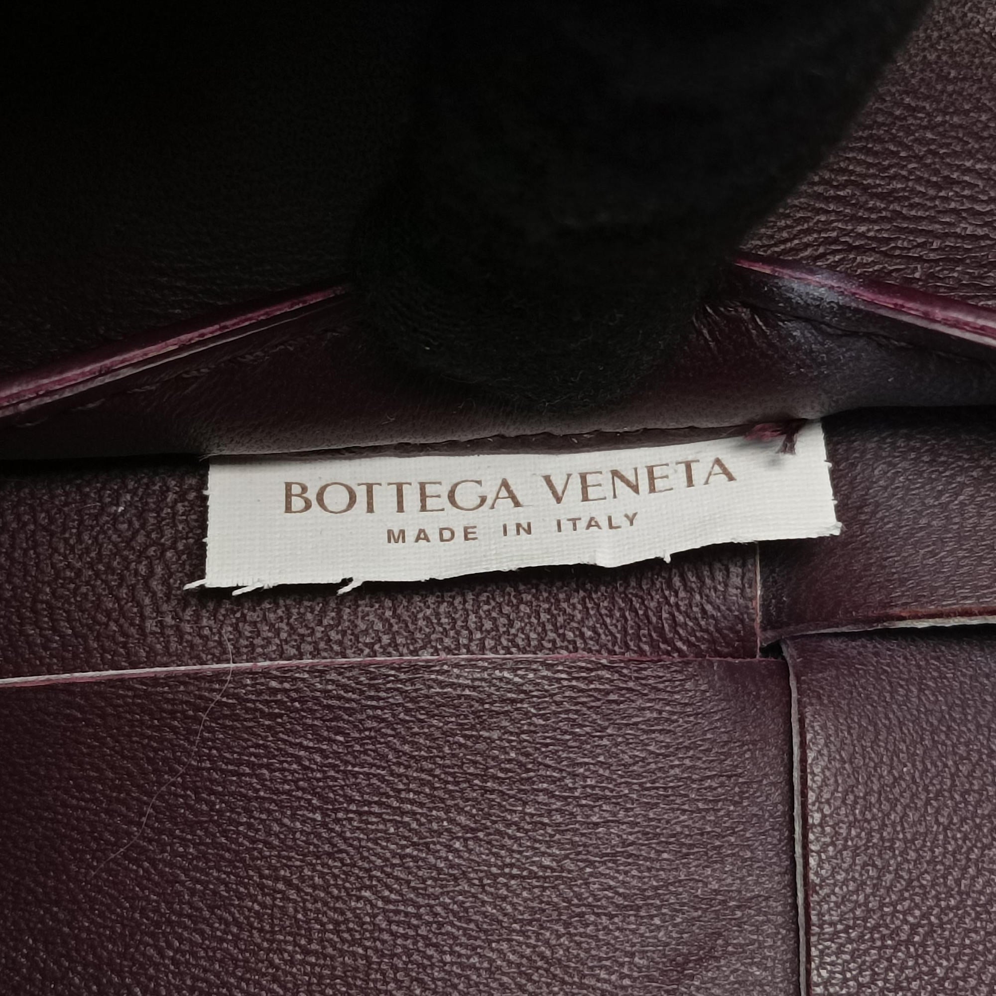 Pre-owned Bottega Veneta THE ARCO Tote Medium Muscat×Grape lambskin  handbag | stylenewstar