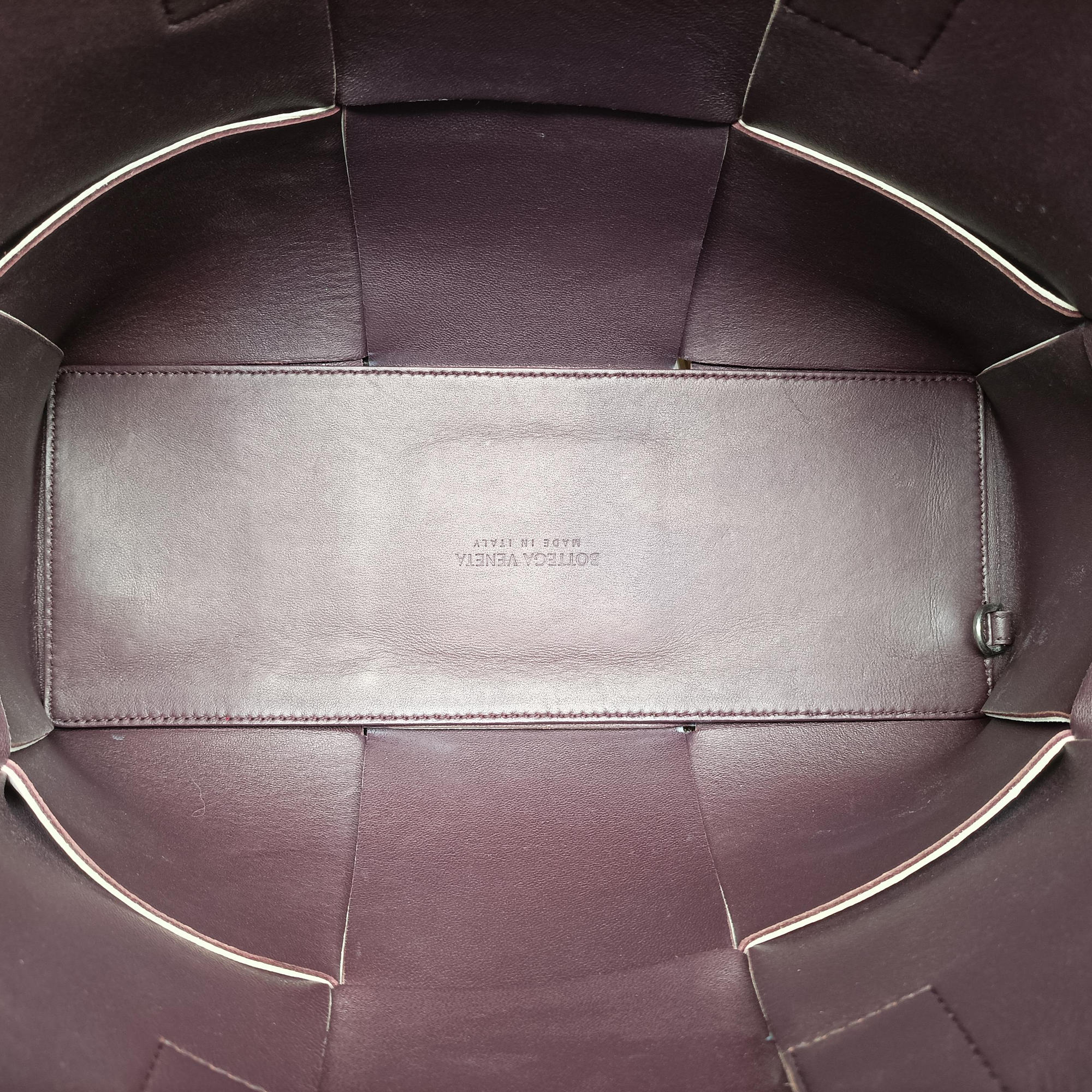 Pre-owned Bottega Veneta THE ARCO Tote Medium Muscat×Grape lambskin  handbag | stylenewstar