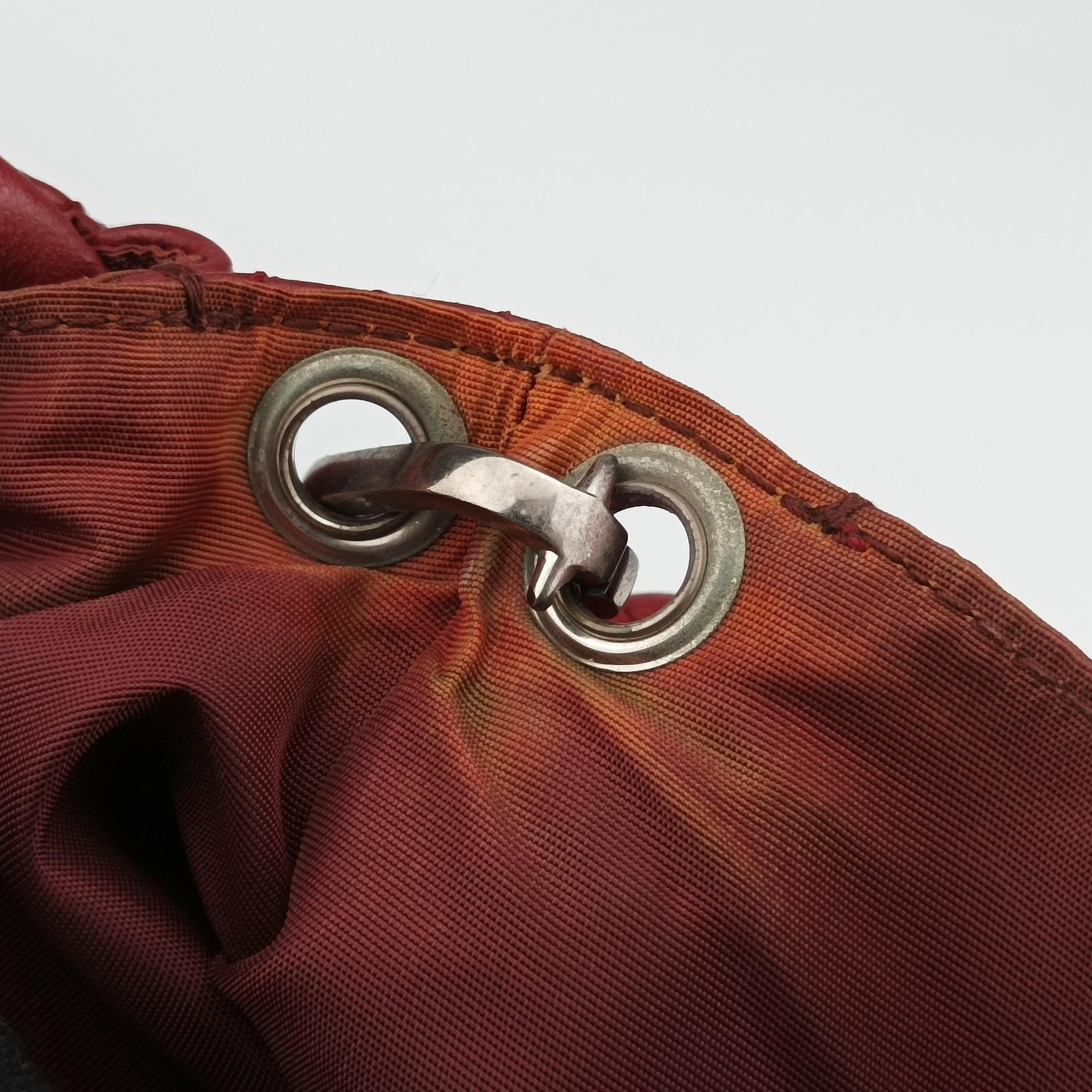 Pre-owned Christian Dior New Rock Cannage Red Lambskin  shoulderbag | stylenewstar