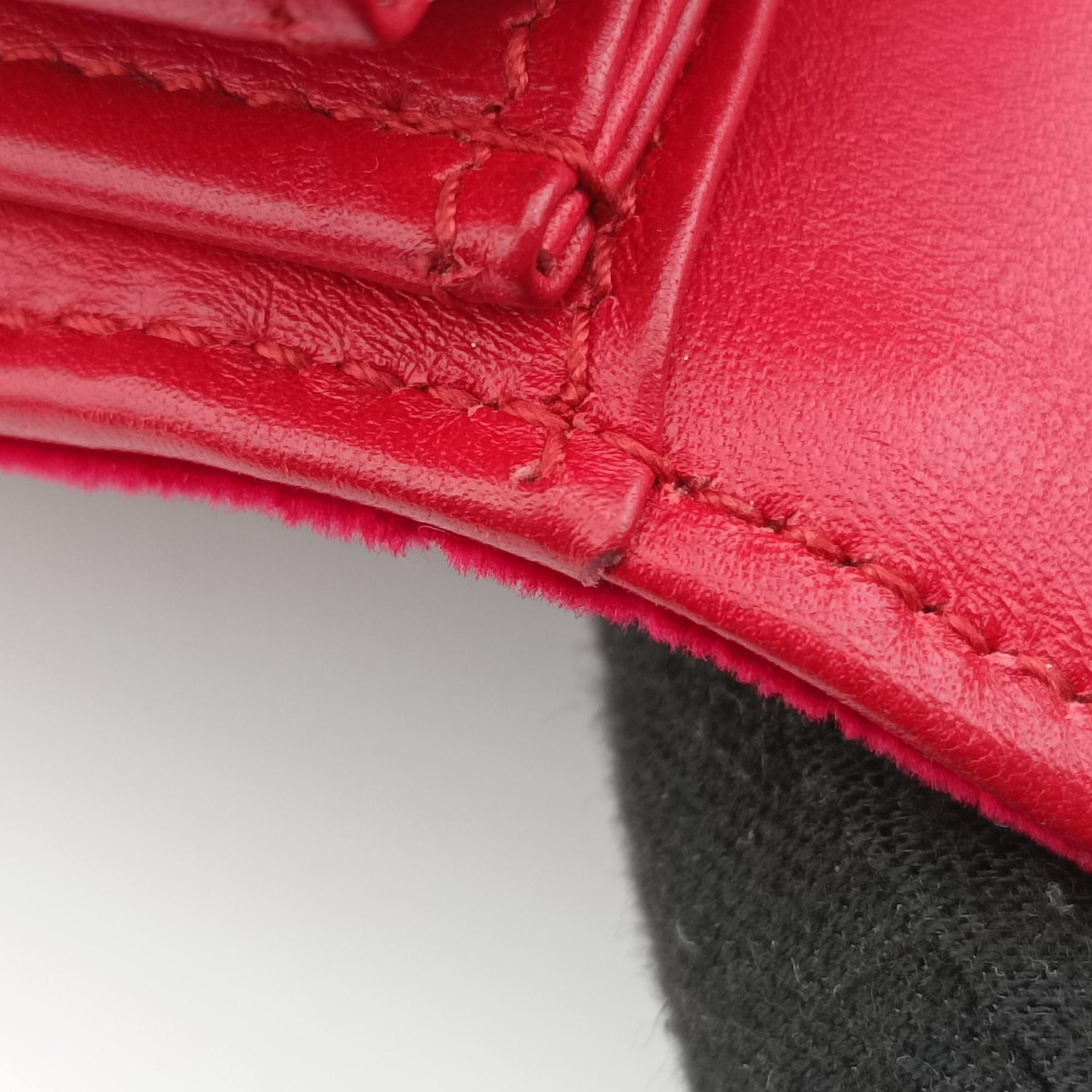 Pre-owned Gucci GG Marmont Red velour 474575 shoulderbag | stylenewstar