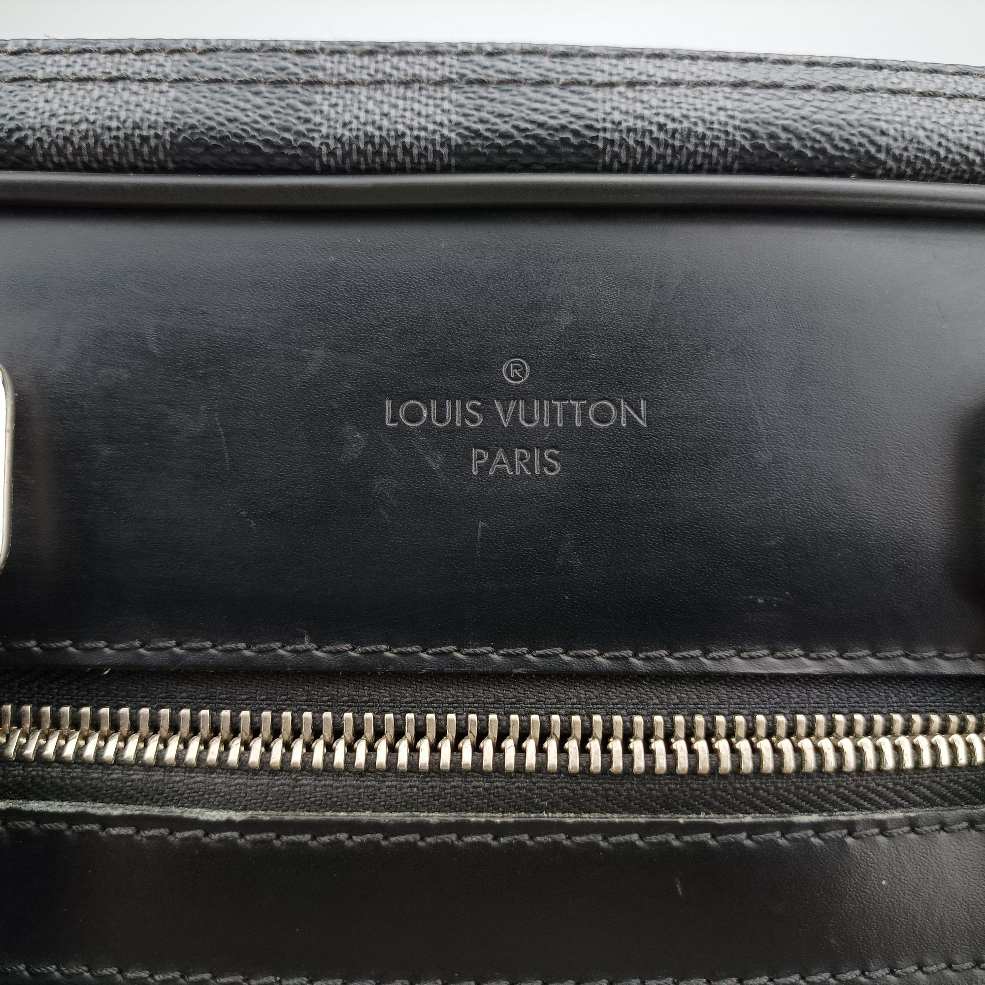 Pre-owned Louis Vuitton Overnight Black×Navy Damier Graphite N41004 handbag | stylenewstar