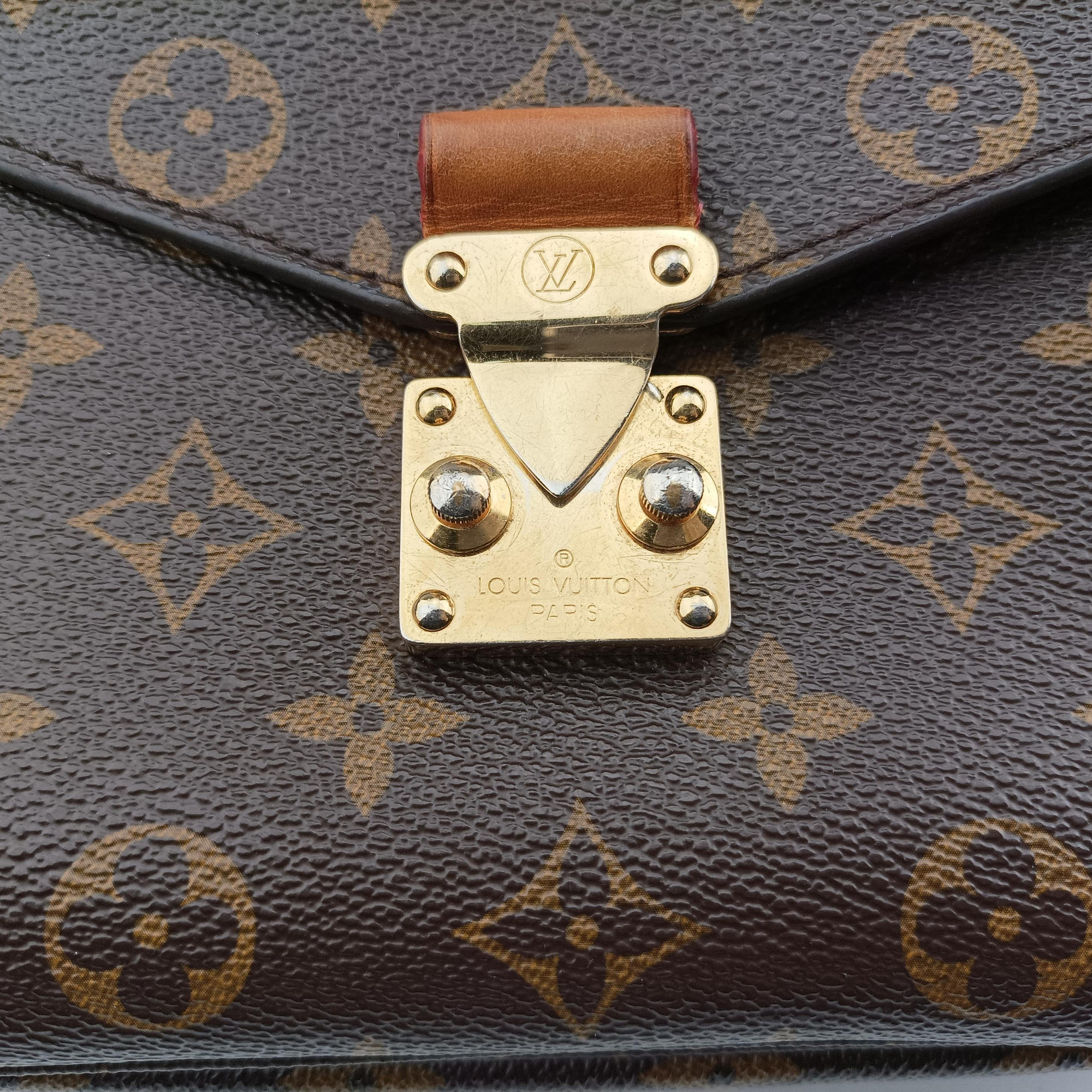 Pre-owned Louis Vuitton Pochette Metis MM Brown Monogram Canvas M44875 shoulderbag | stylenewstar